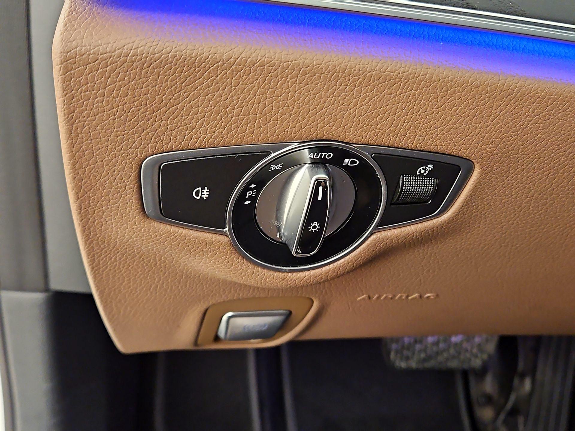 Thumbnail: 2017 Mercedes-Benz E-Class - 13