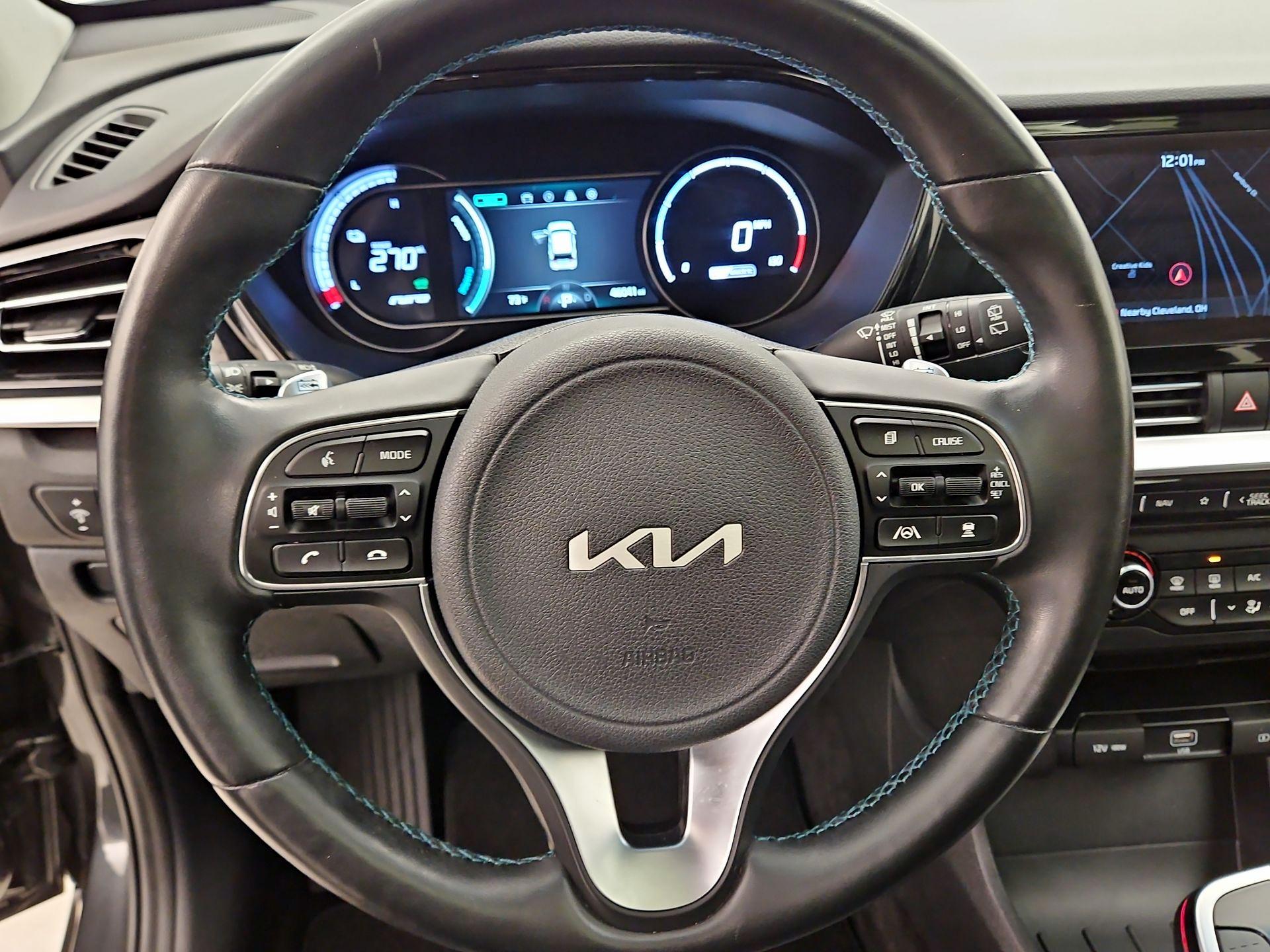 Thumbnail: 2022 Kia Niro - 10