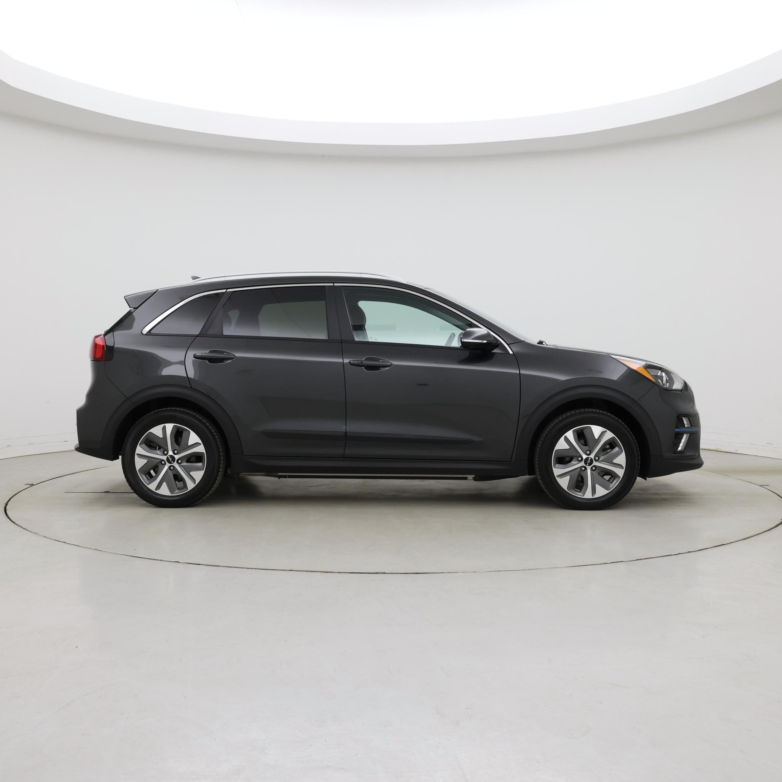 Thumbnail: 2022 Kia Niro - 7