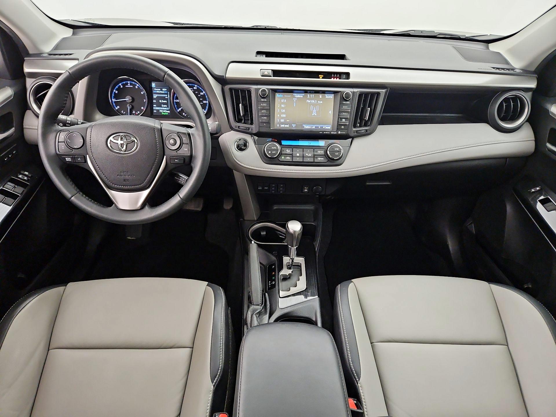 Thumbnail: 2017 Toyota RAV4 - 9