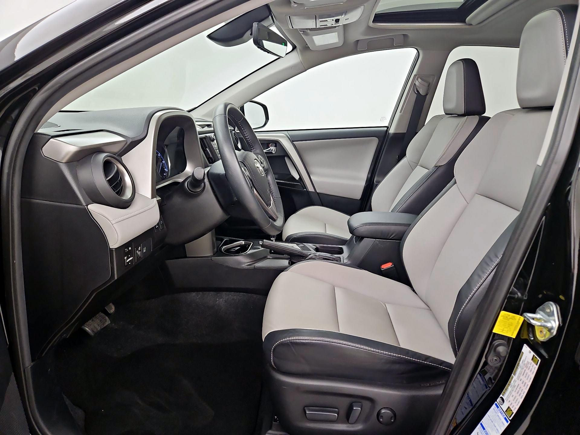 Thumbnail: 2017 Toyota RAV4 - 11