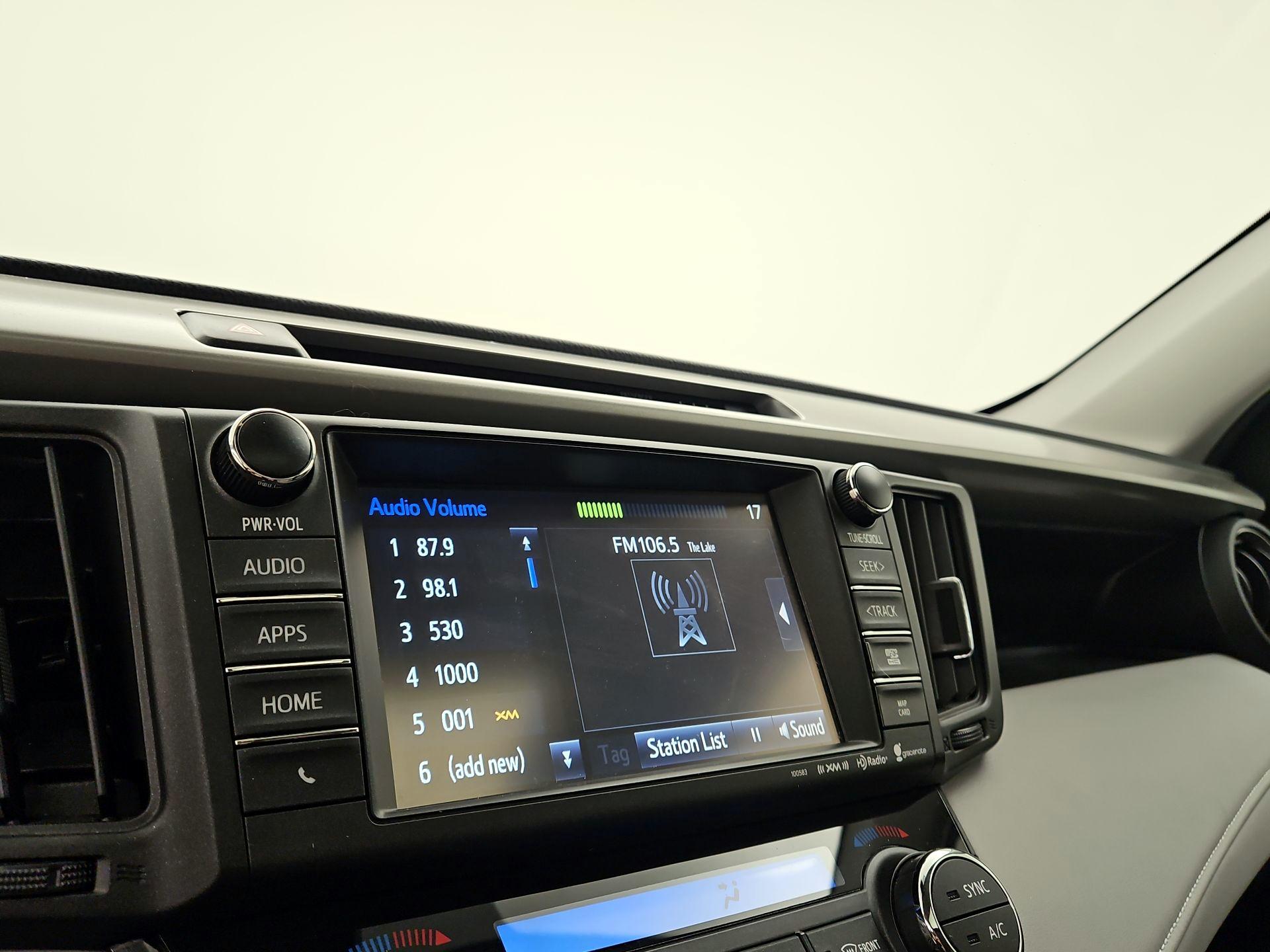 Thumbnail: 2017 Toyota RAV4 - 15