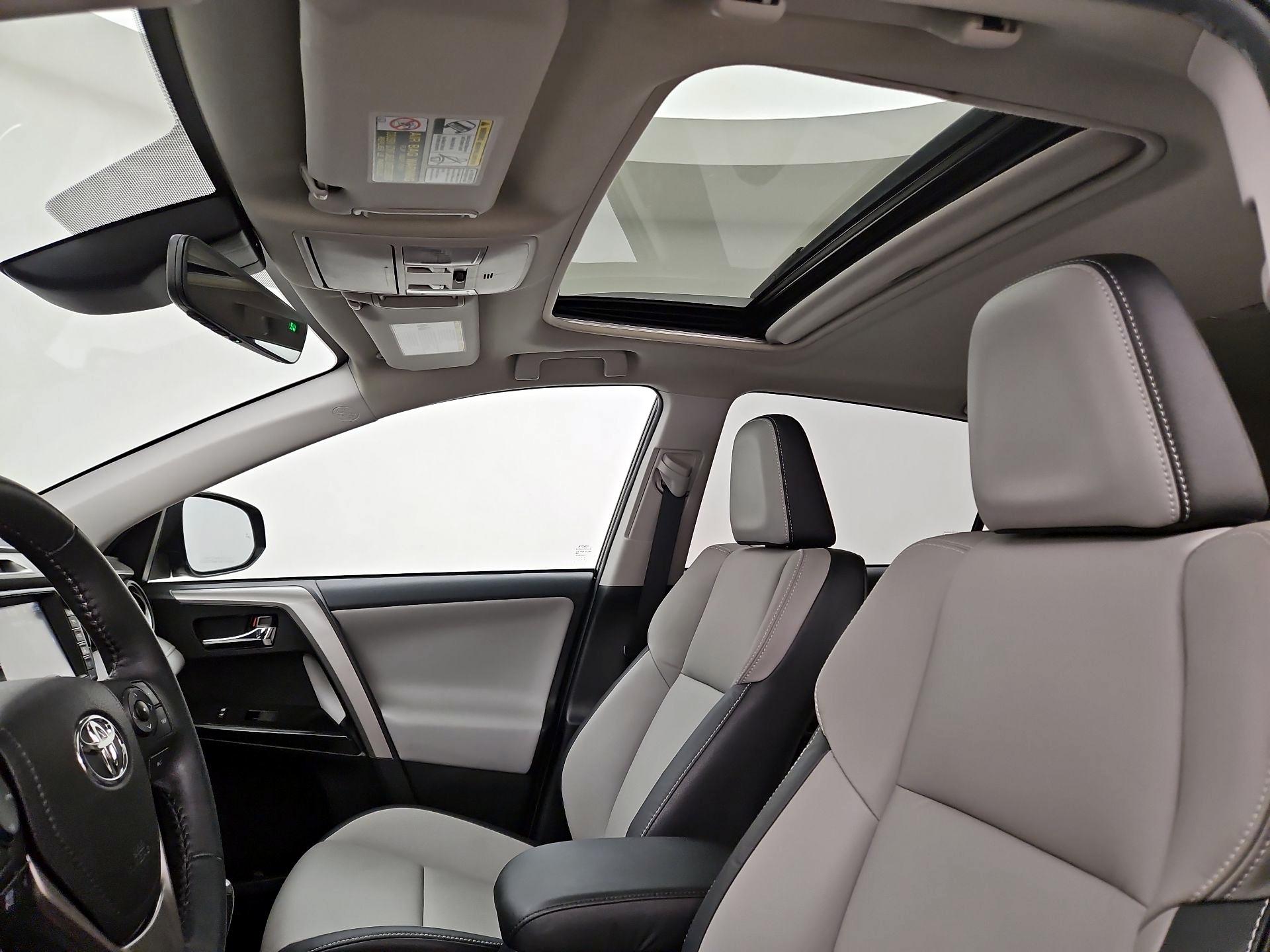 Thumbnail: 2017 Toyota RAV4 - 19
