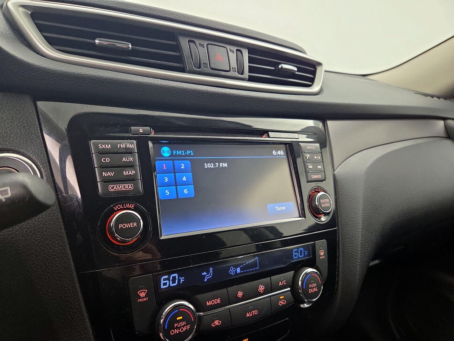 Thumbnail: 2014 Nissan Rogue - 16
