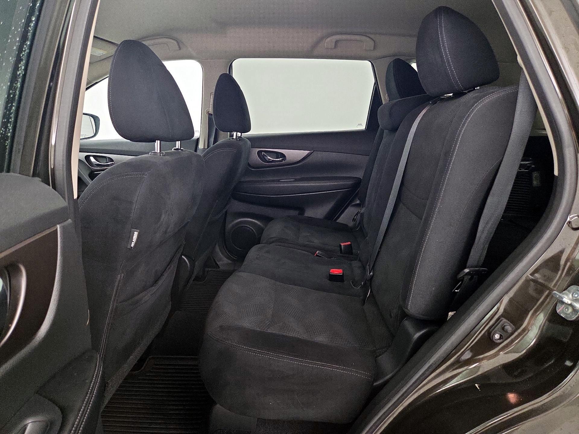 Thumbnail: 2014 Nissan Rogue - 20