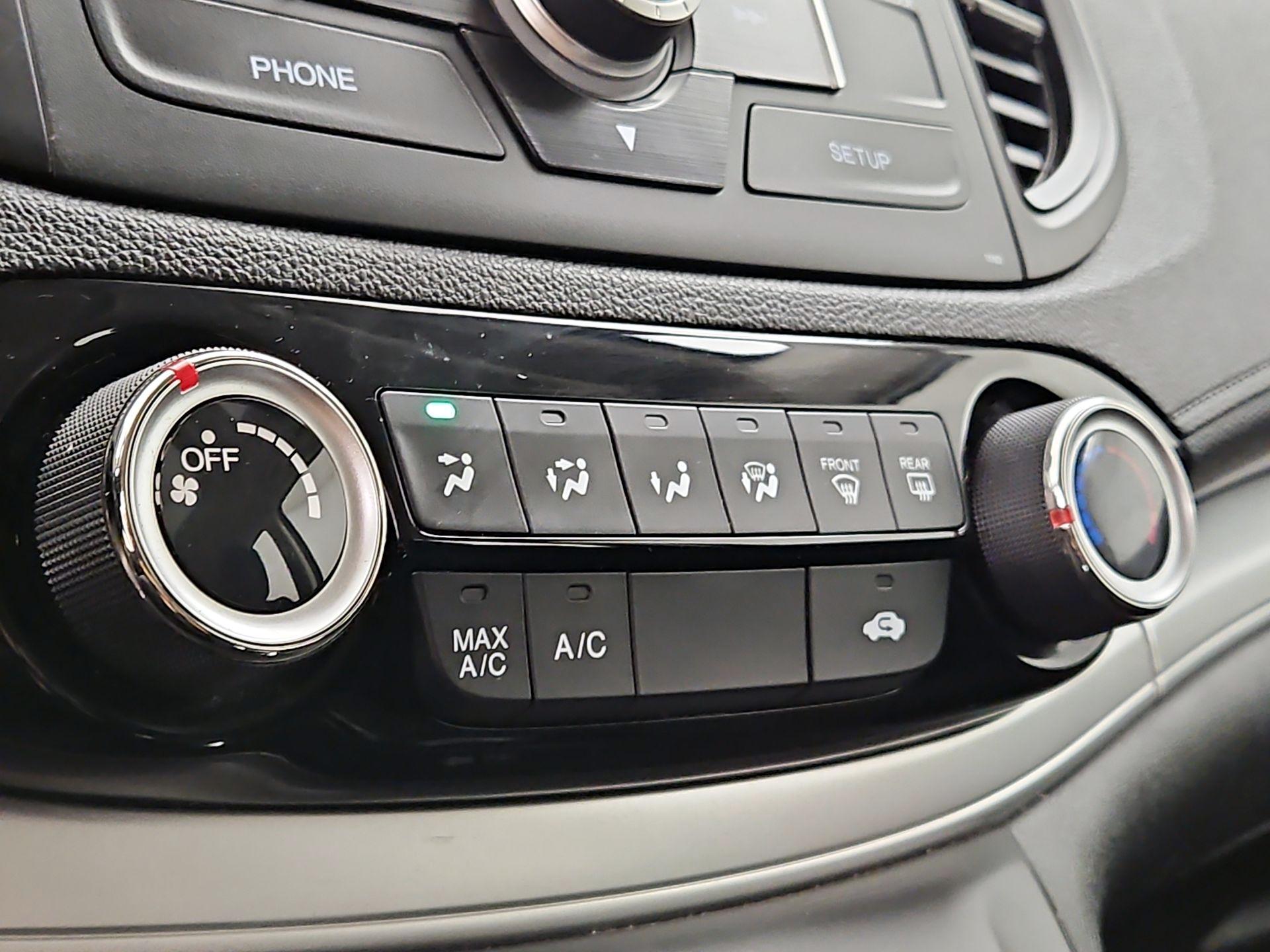 Thumbnail: 2016 Honda CR-V - 16