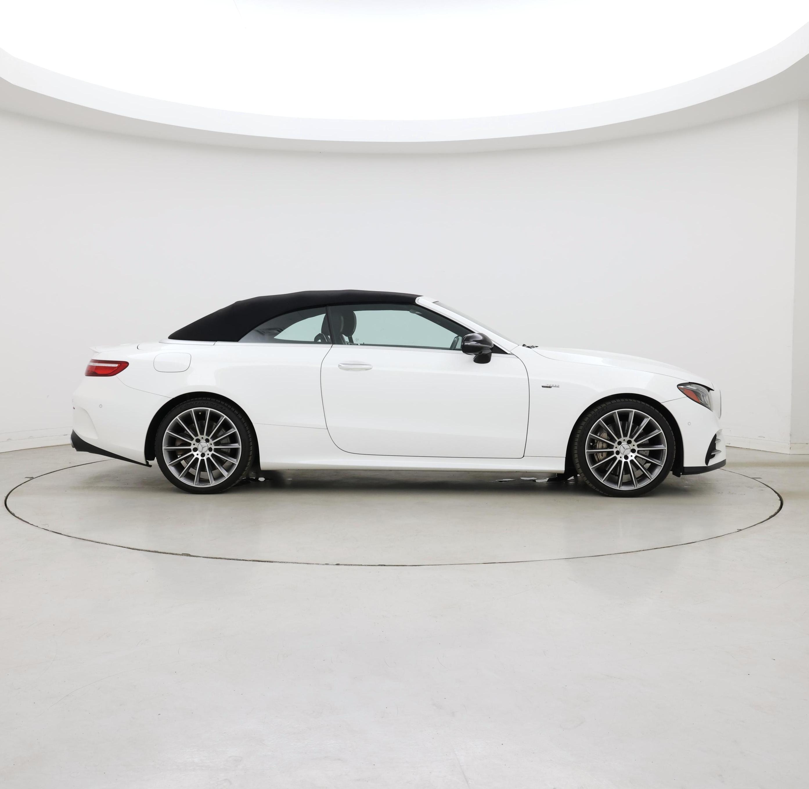 Thumbnail: 2020 Mercedes-Benz E-Class - 7