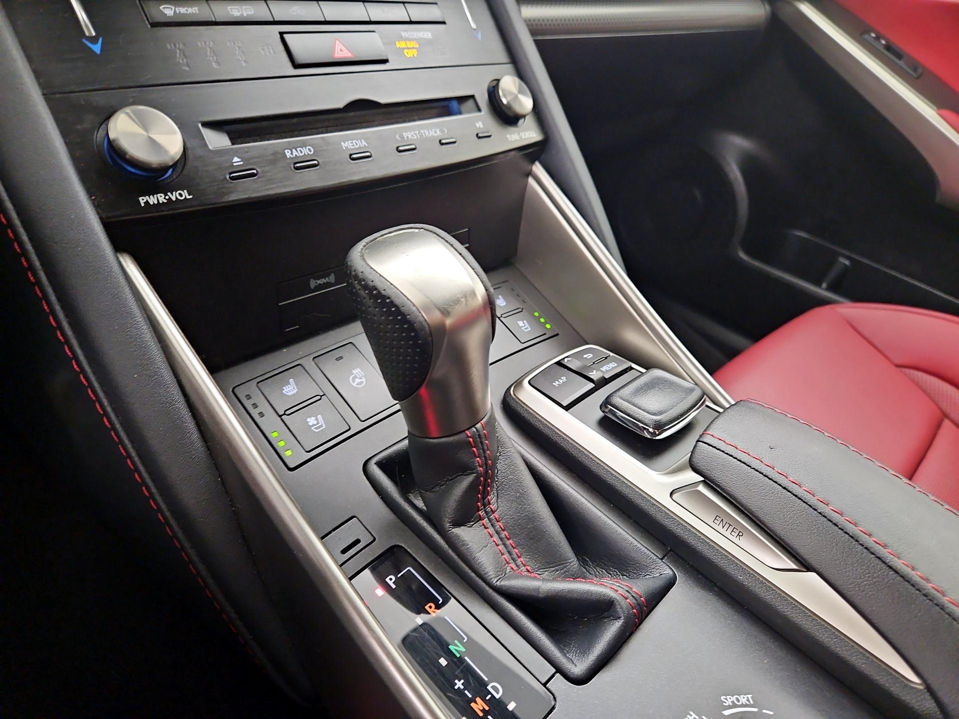 Thumbnail: 2017 Lexus IS - 18