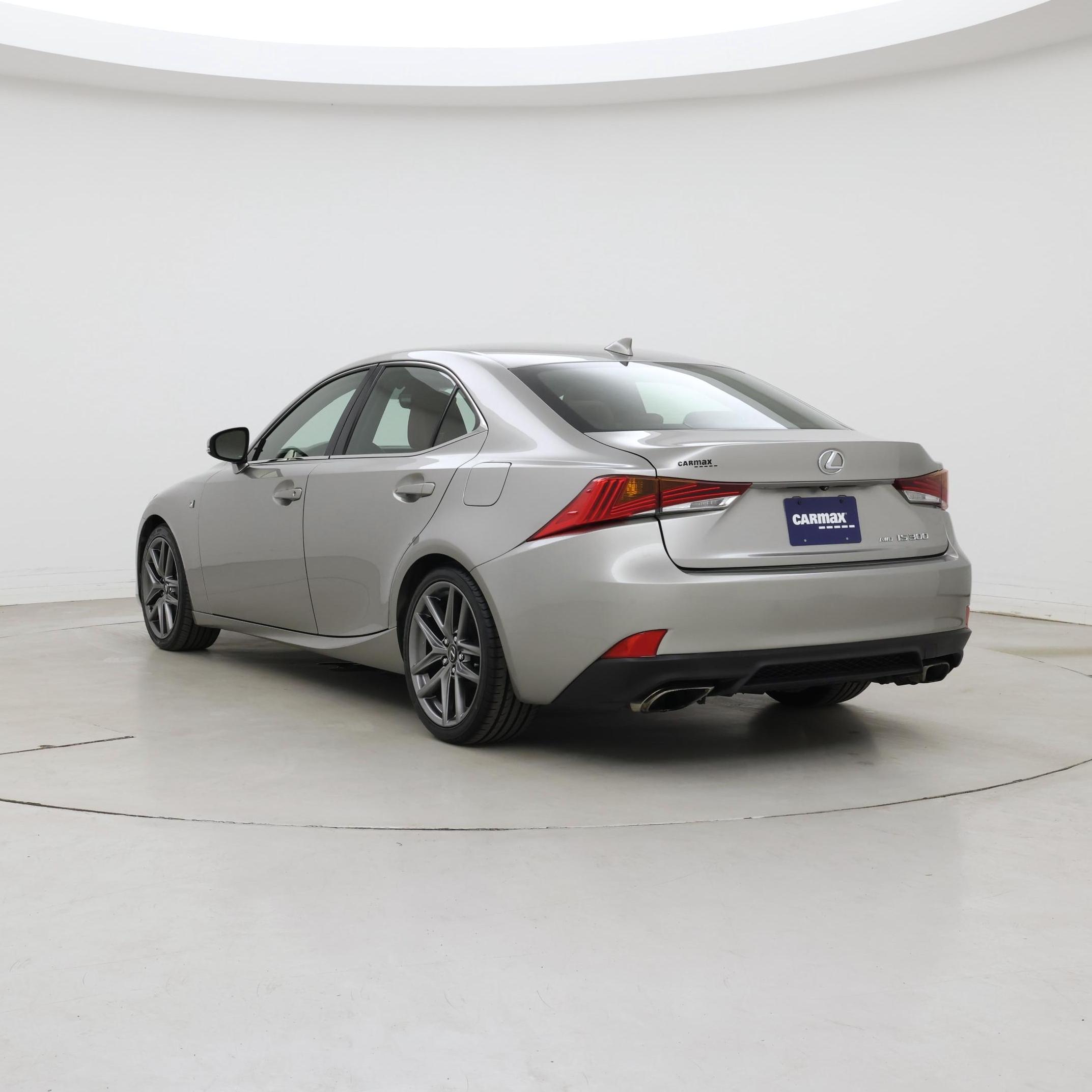 Thumbnail: 2017 Lexus IS - 2