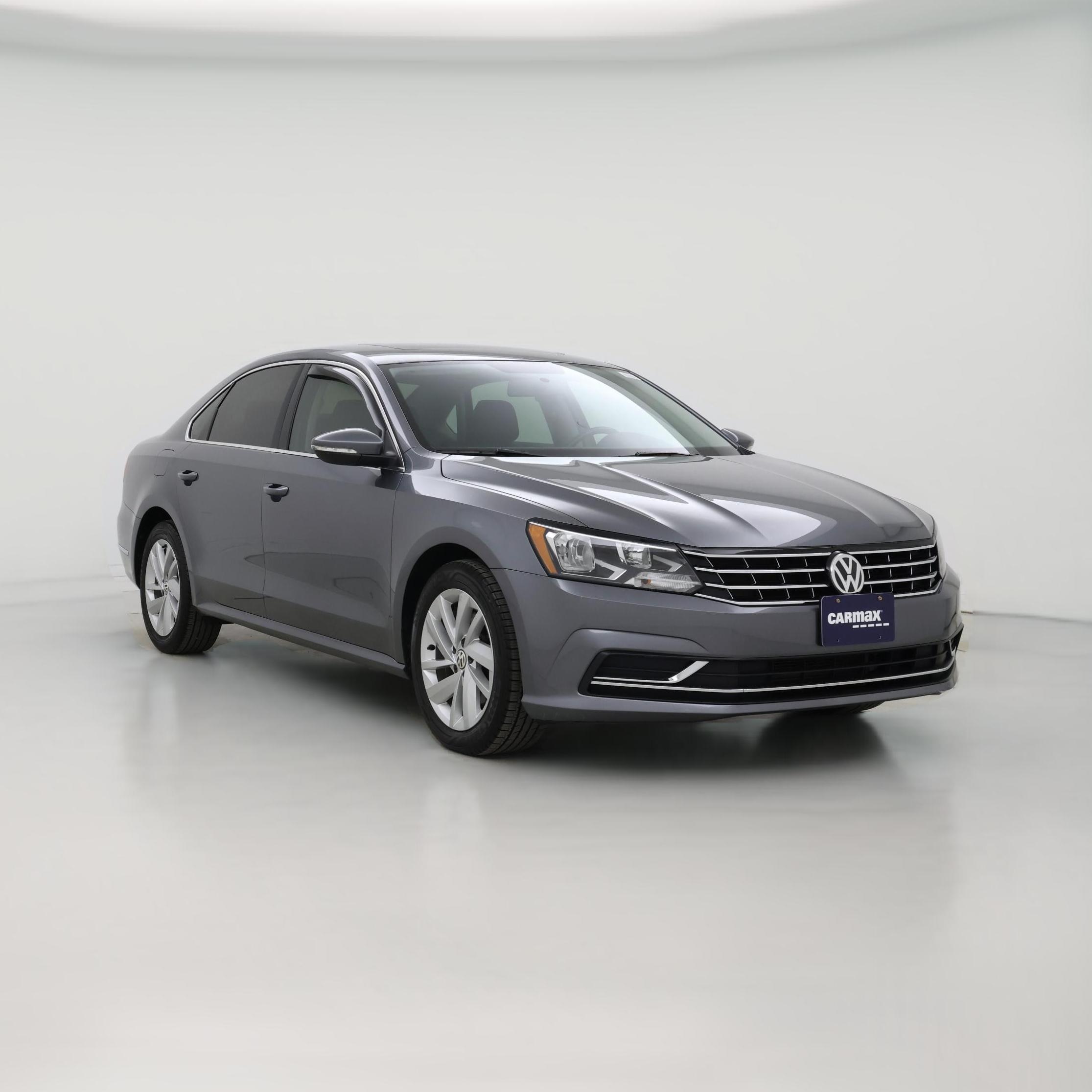 Thumbnail: 2018 Volkswagen Passat - 1