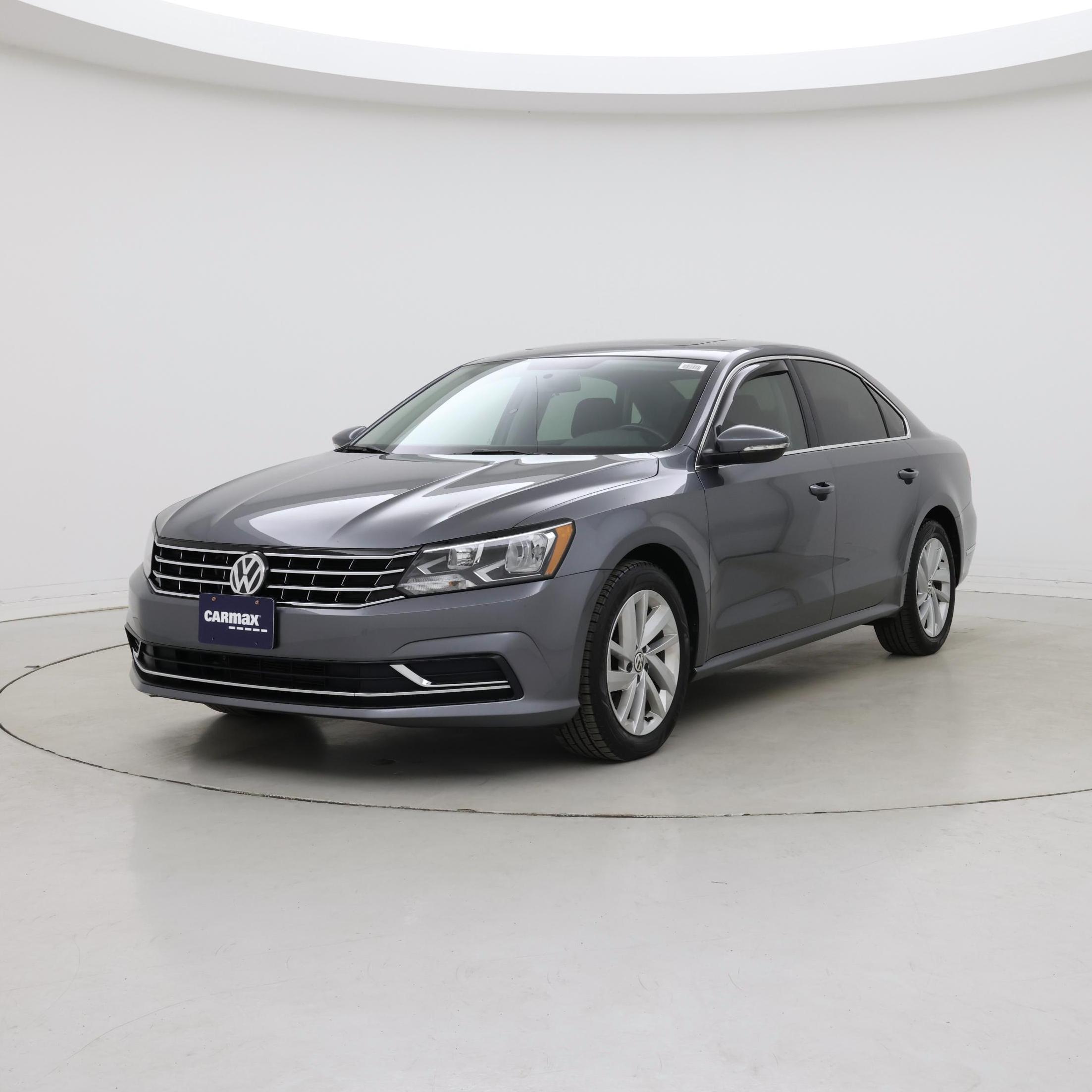 Thumbnail: 2018 Volkswagen Passat - 4