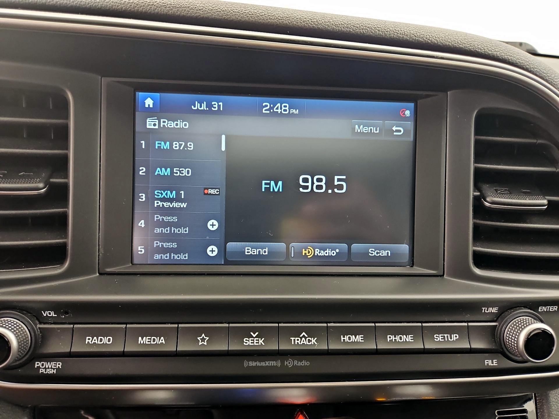 Thumbnail: 2020 Hyundai Elantra - 15