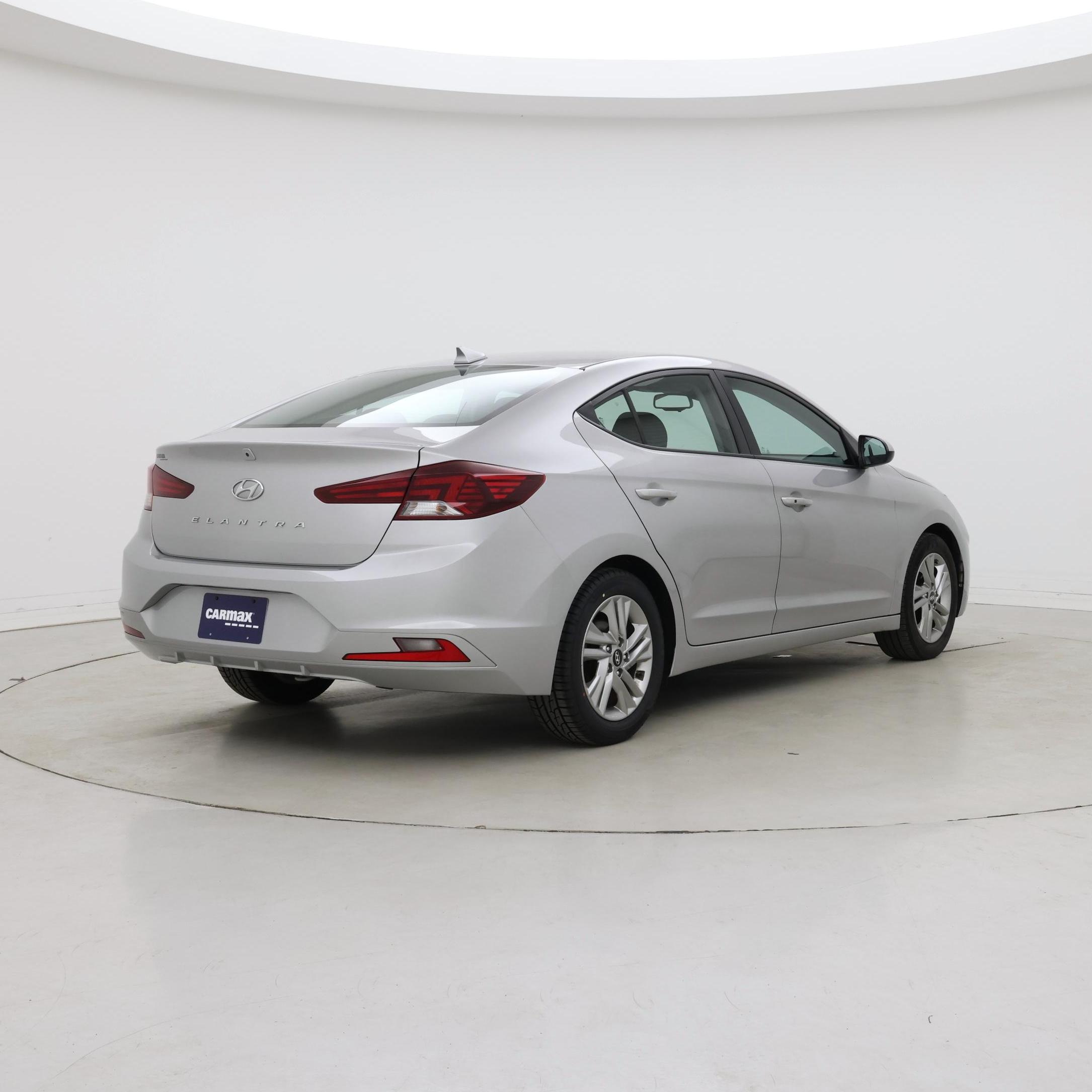 Thumbnail: 2020 Hyundai Elantra - 8