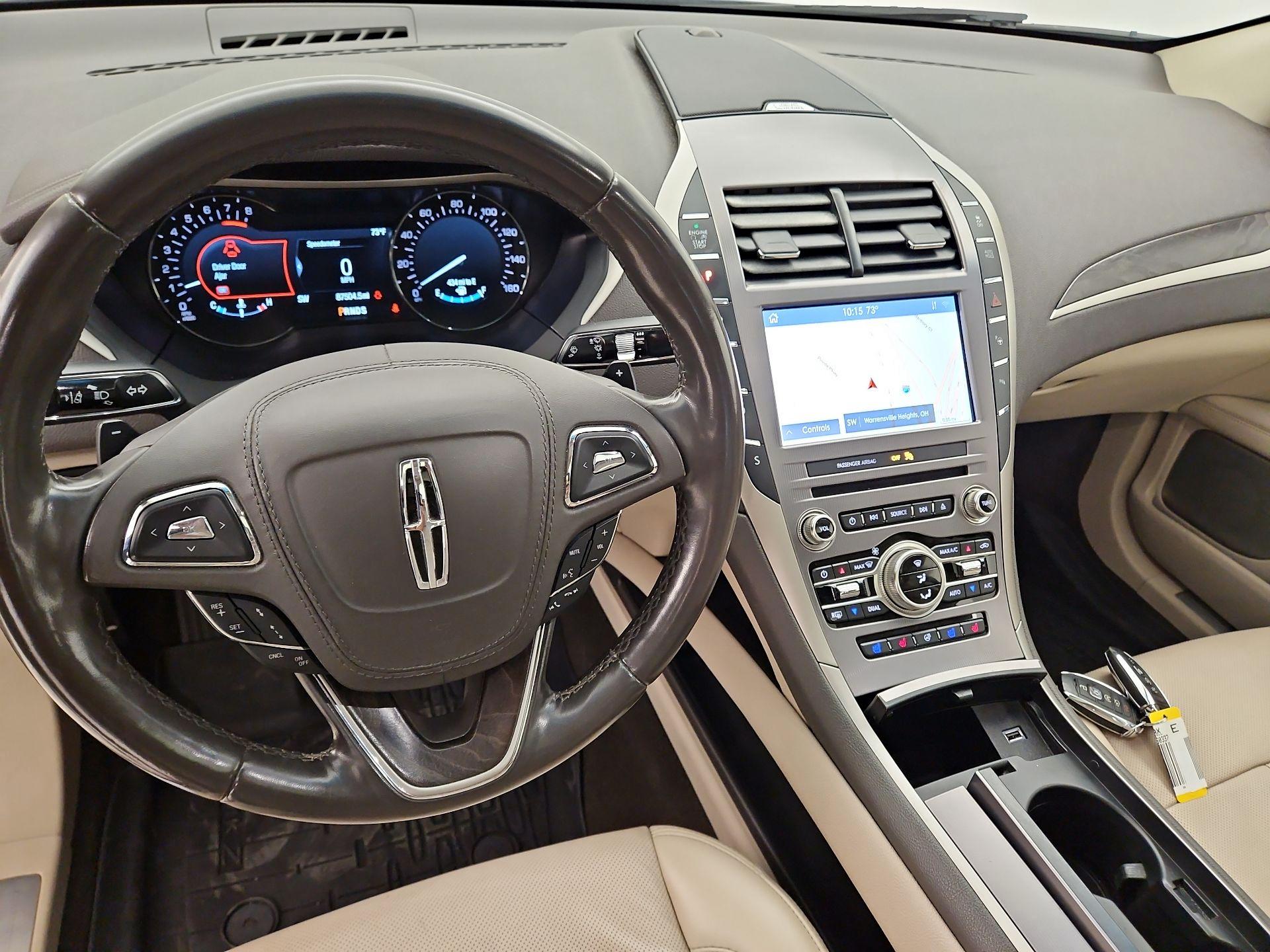 Thumbnail: 2020 Lincoln MKZ - 9