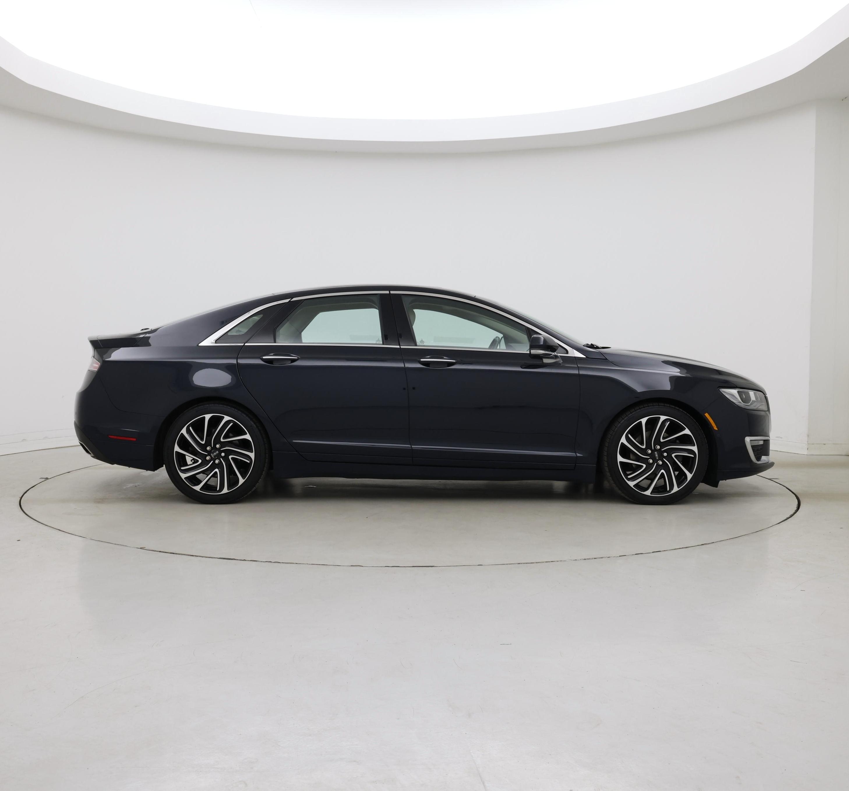 Thumbnail: 2020 Lincoln MKZ - 7