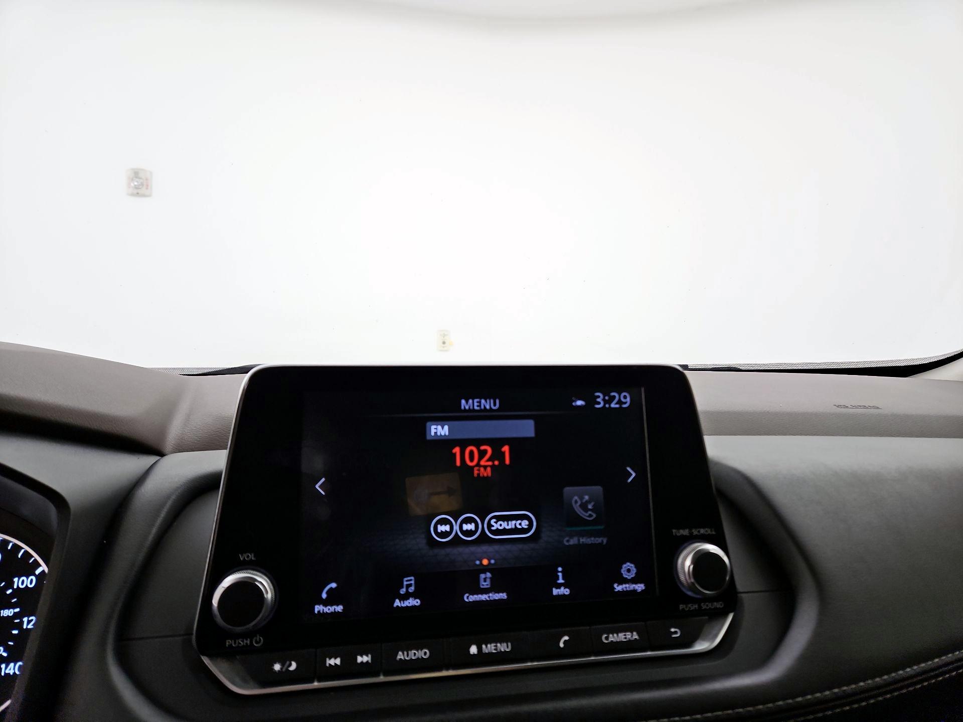 Thumbnail: 2021 Nissan Rogue - 15