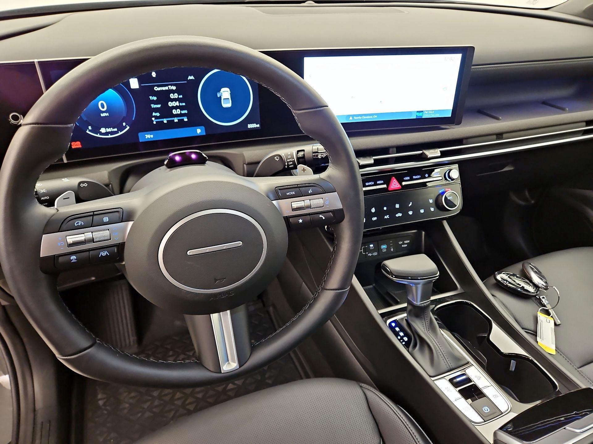 Thumbnail: 2025 Hyundai Santa Cruz - 9