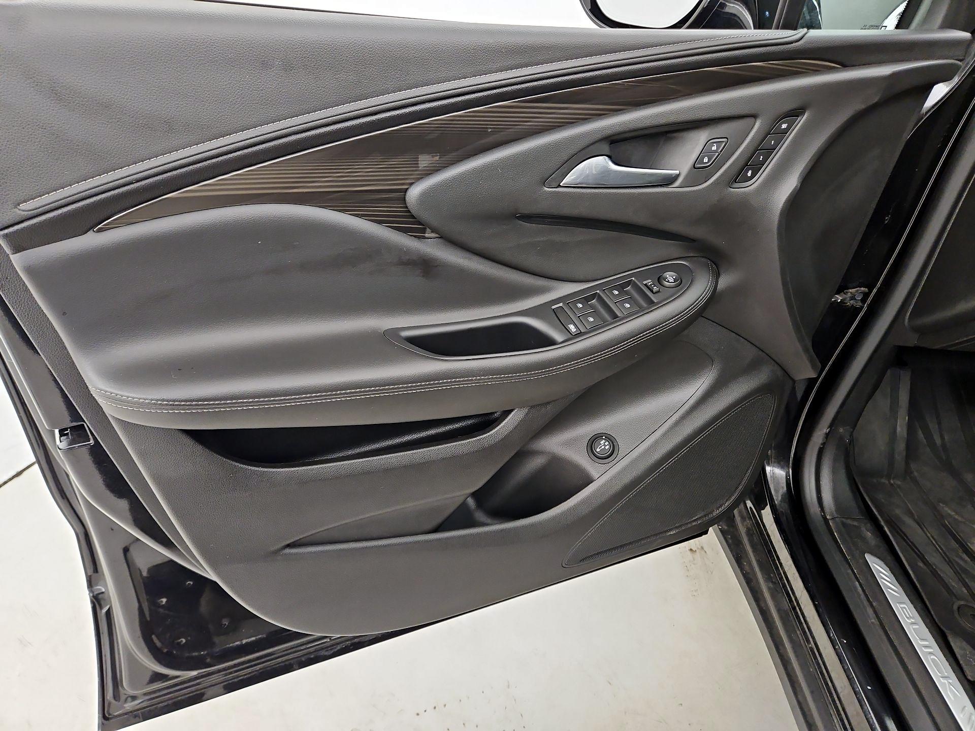 Thumbnail: 2020 Buick Envision - 12