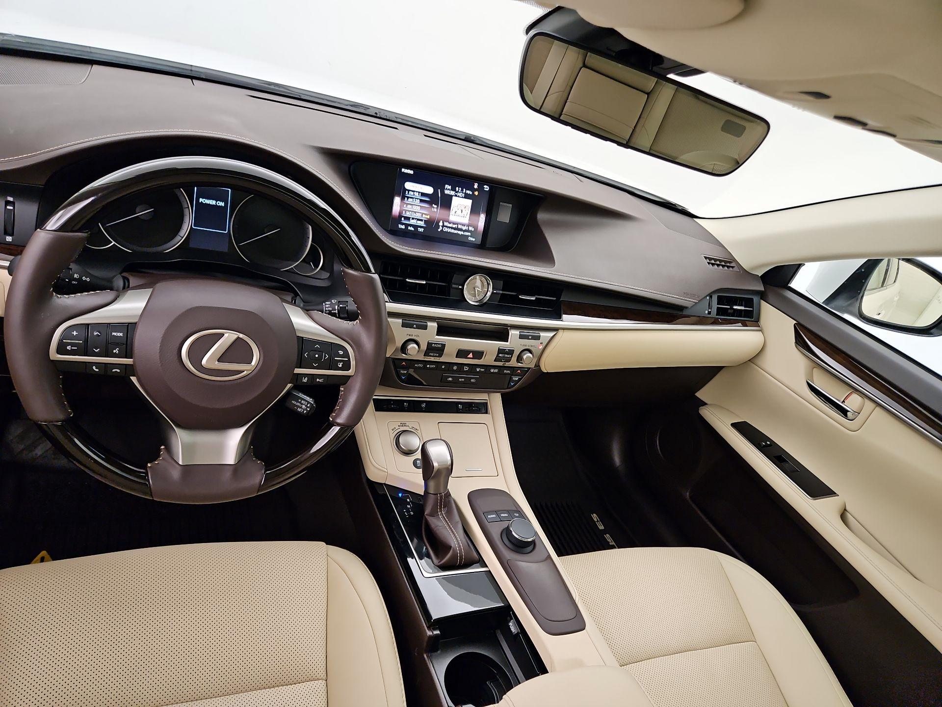 Thumbnail: 2018 Lexus ES - 9