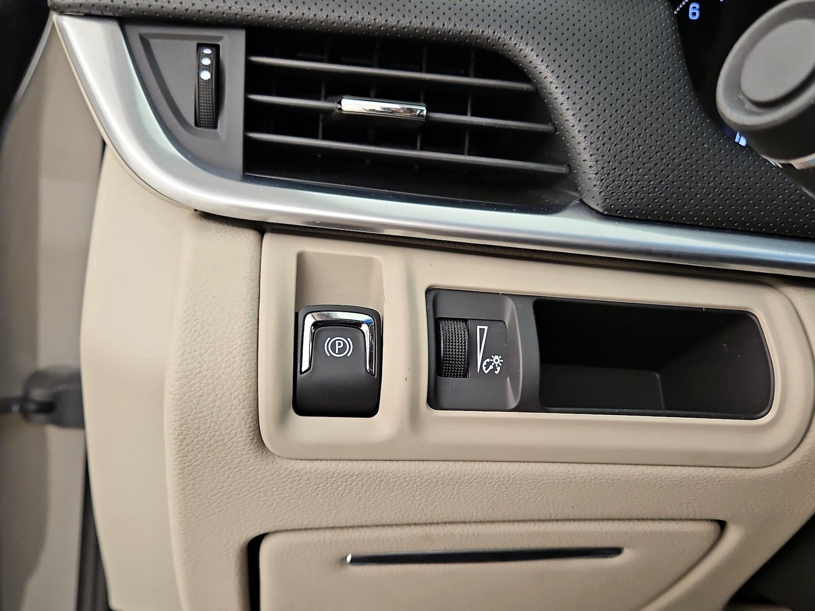 2018 Cadillac XTS Base - Photo 14
