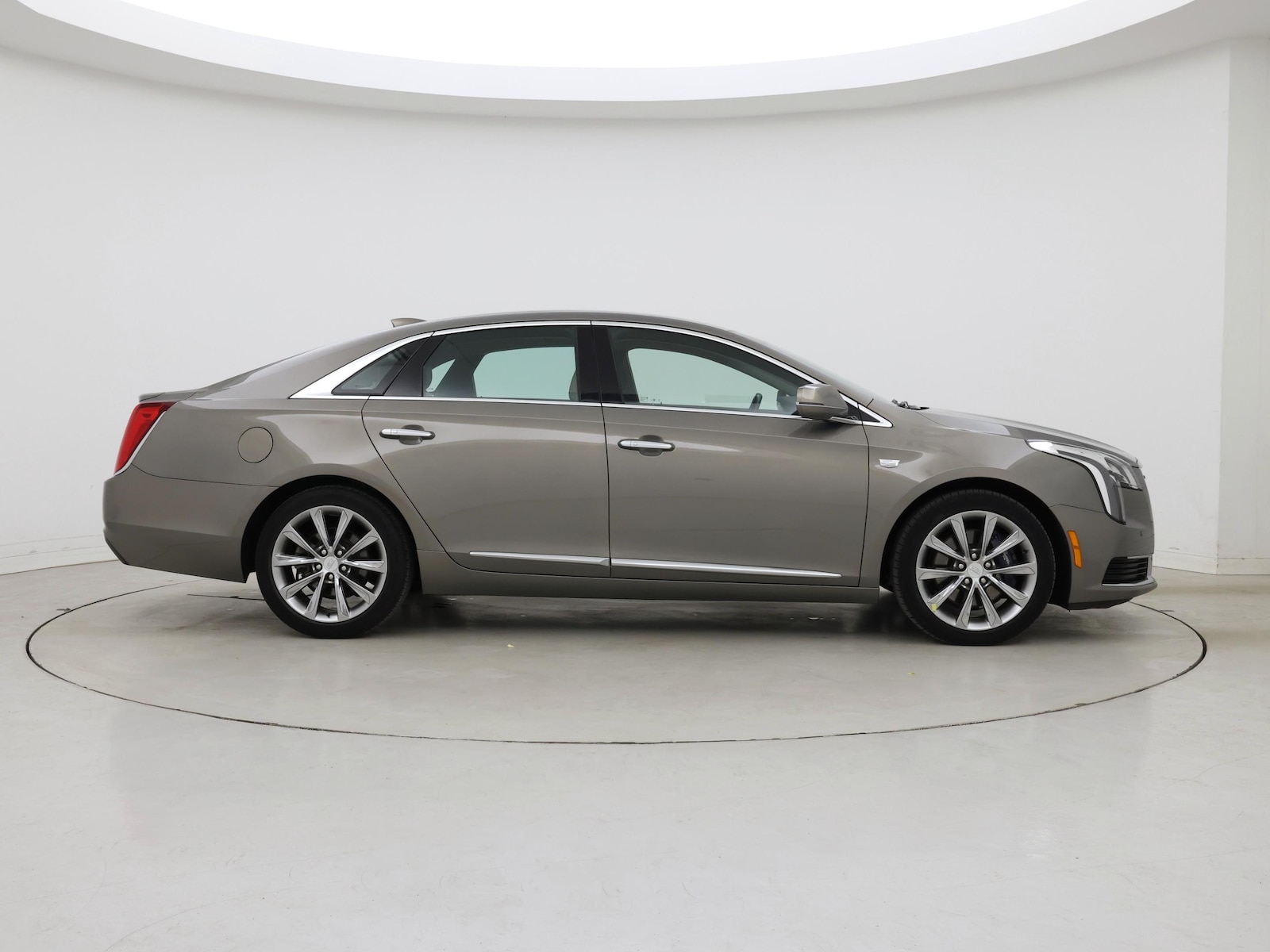 2018 Cadillac XTS Base - Photo 8