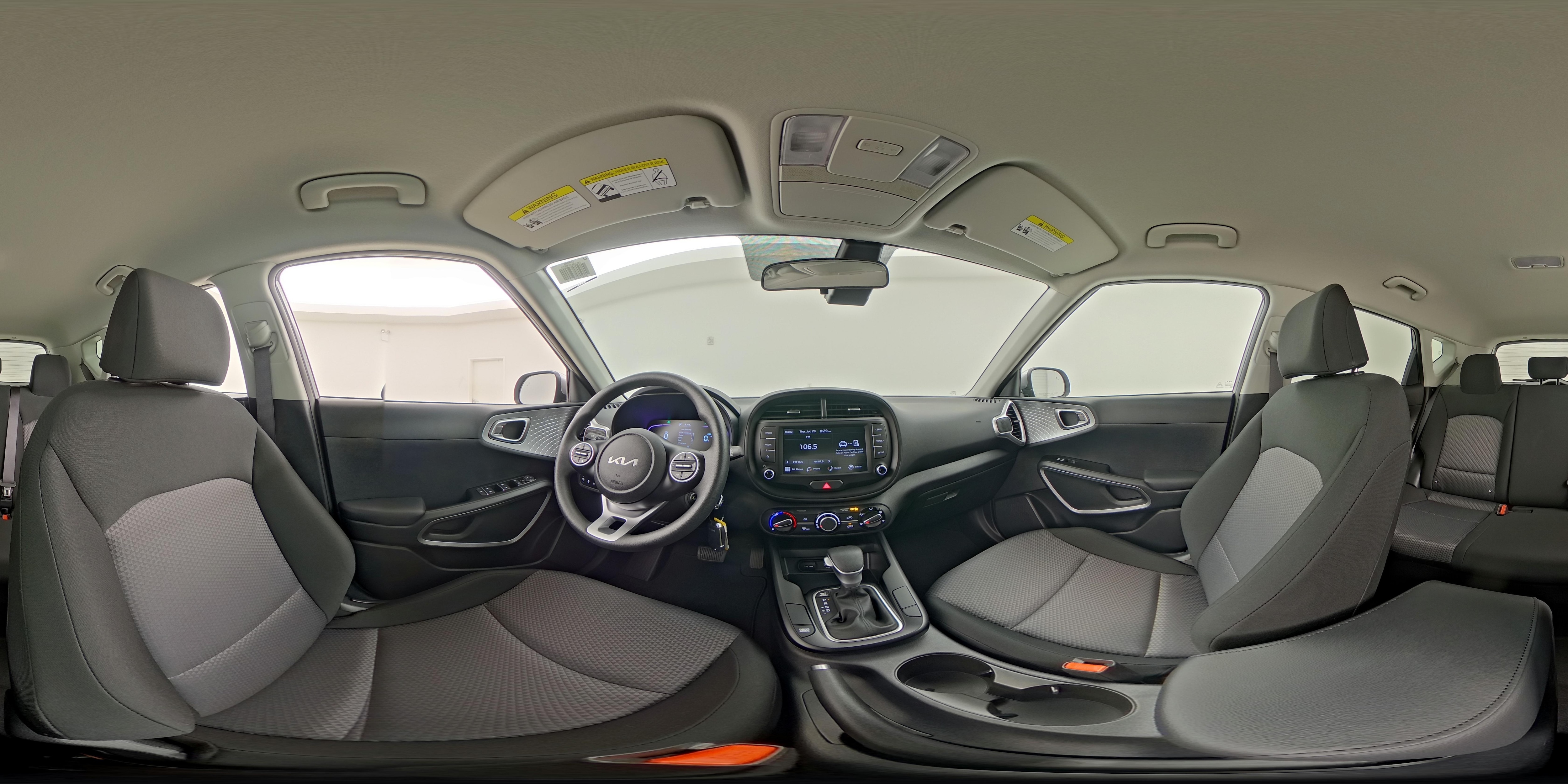 2025 Kia Soul LX - Photo 24