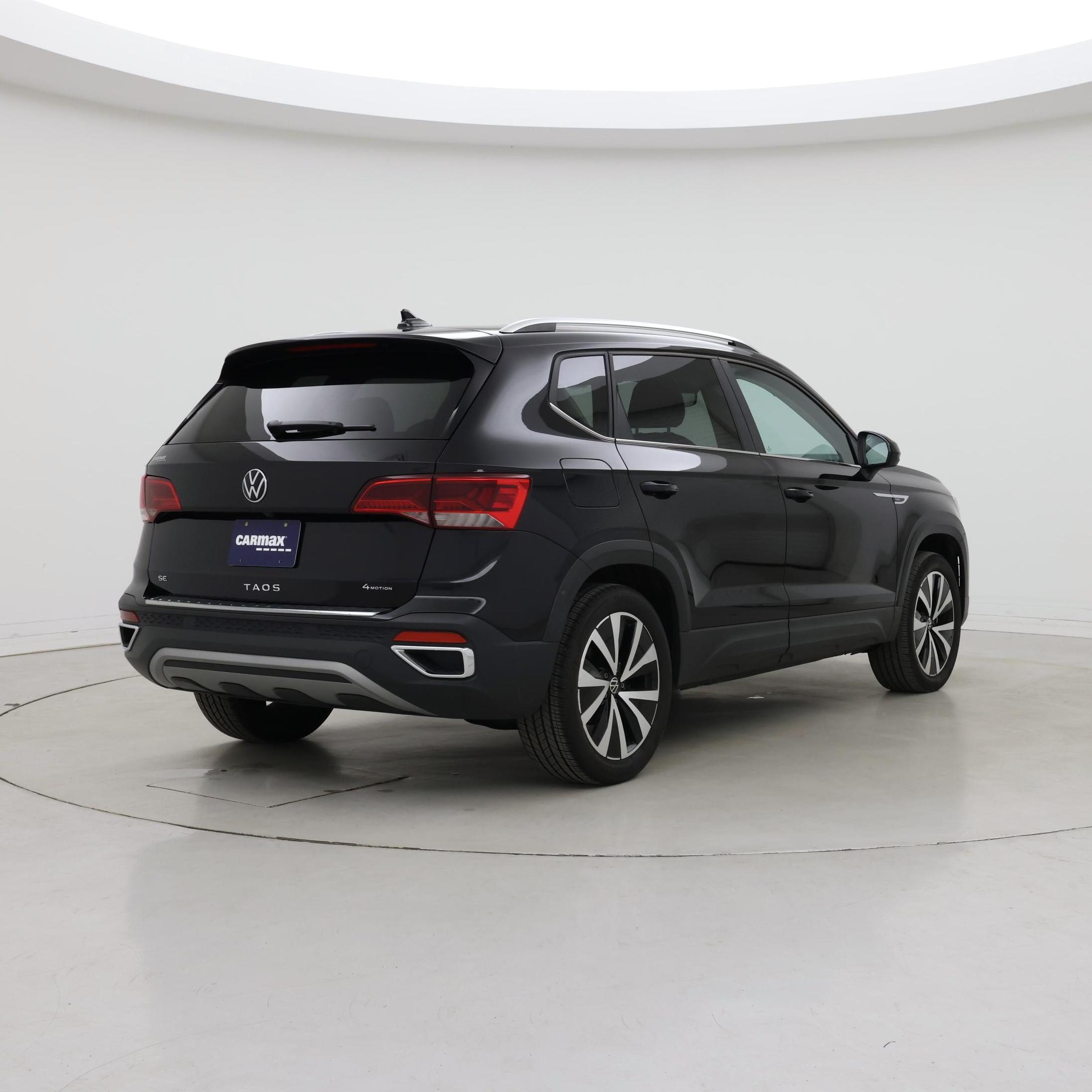 Thumbnail: 2023 Volkswagen Taos - 8