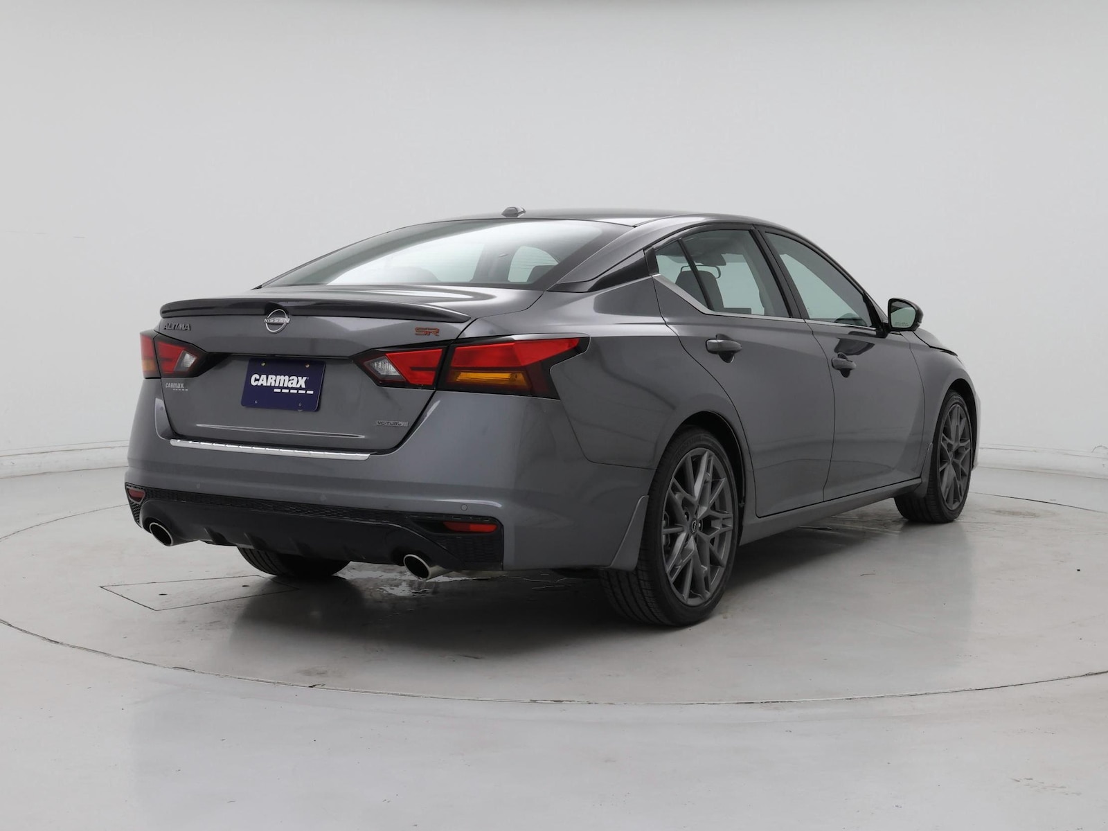 2023 Nissan Altima SR - Photo 9