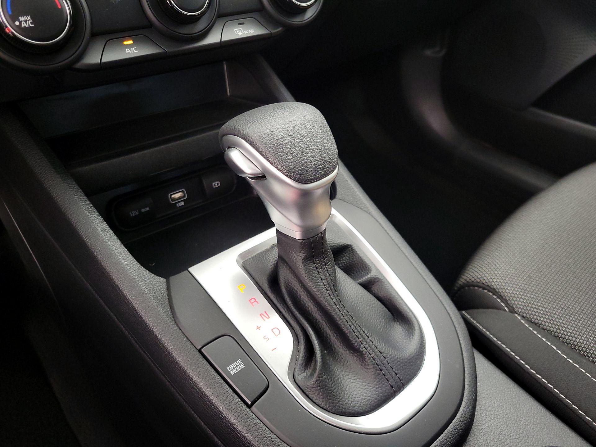 Thumbnail: 2024 Kia Forte - 17