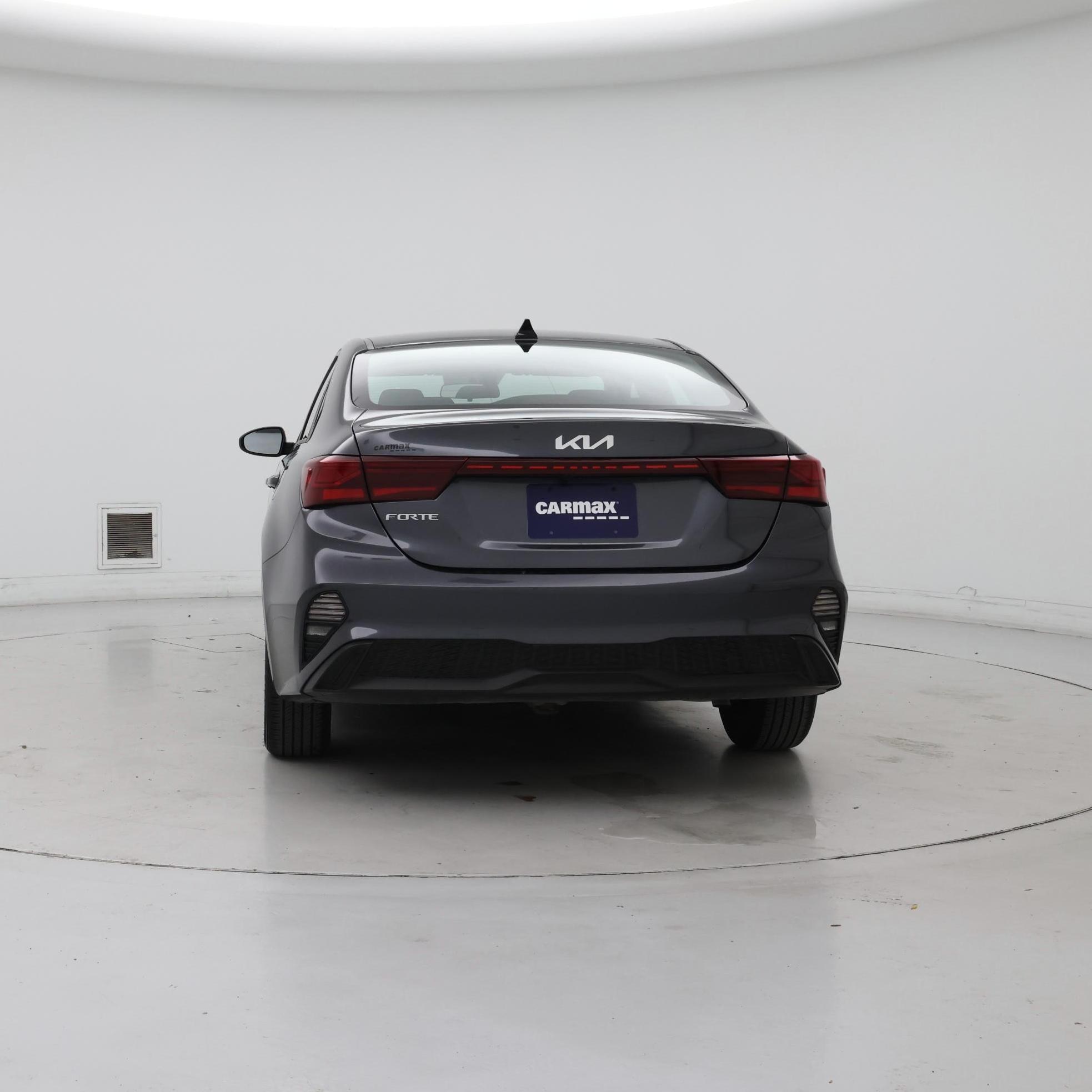 Thumbnail: 2024 Kia Forte - 6