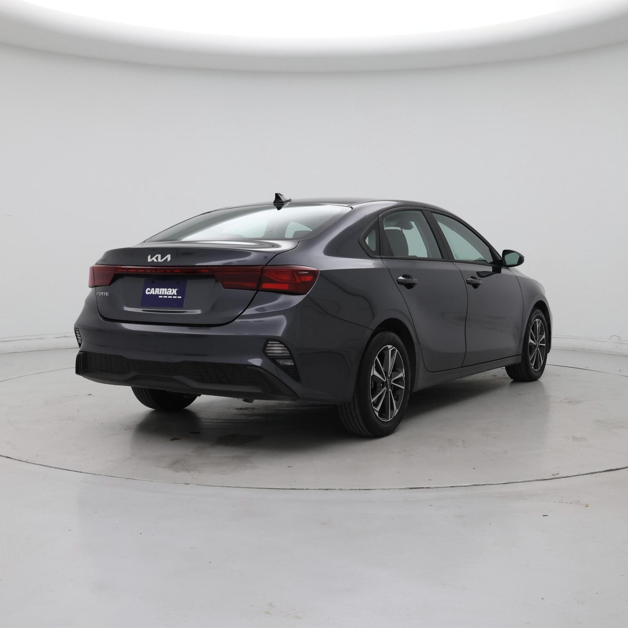 Thumbnail: 2024 Kia Forte - 8