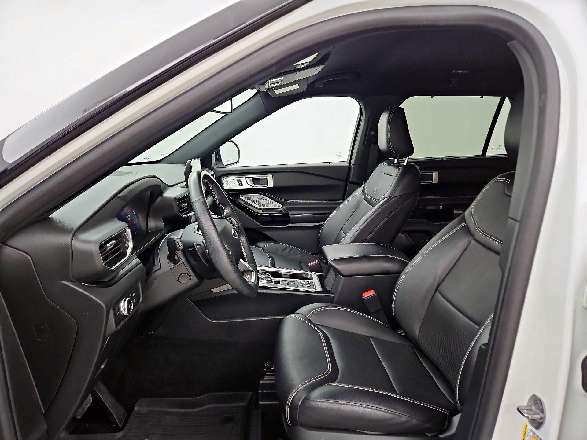 Thumbnail: 2021 Ford Explorer - 11