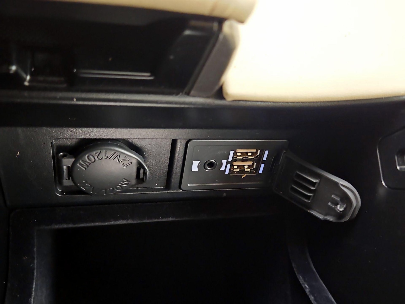 2019 Lexus RX Hybrid 450h - Photo 20