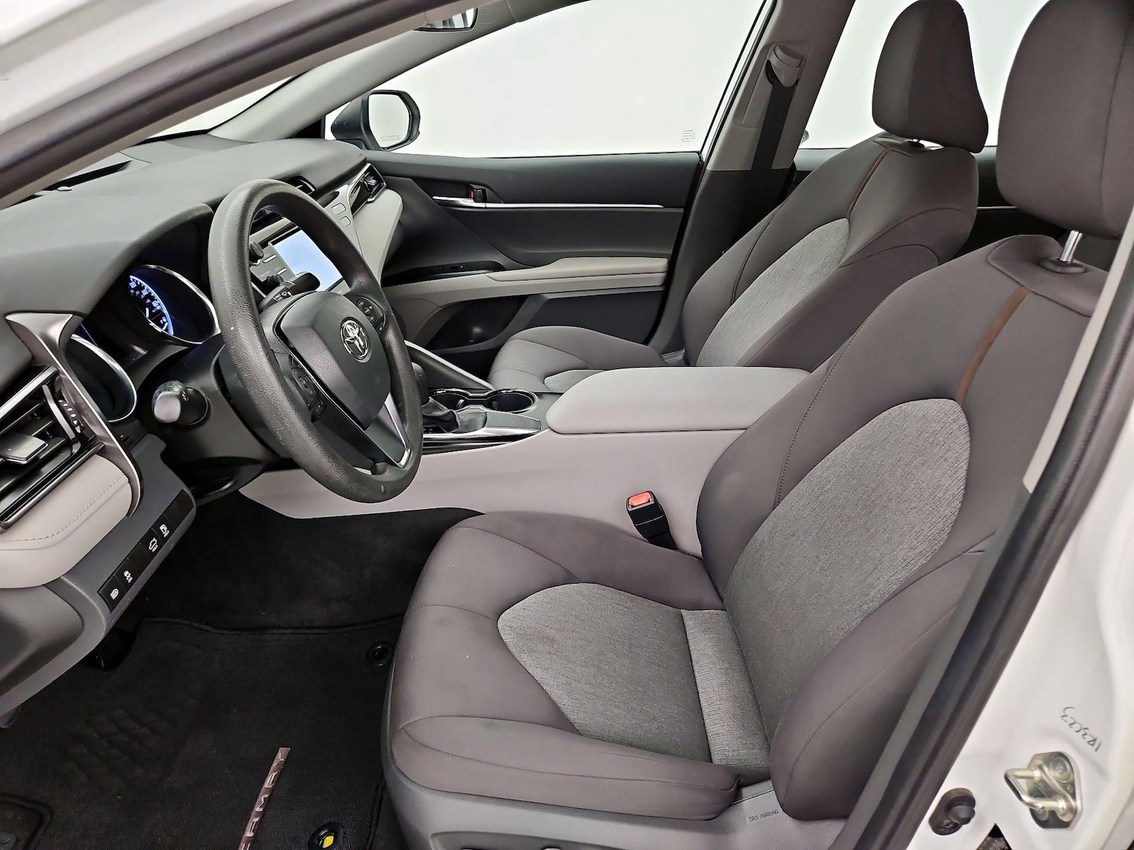 Power Seat(s) & Side Airbags