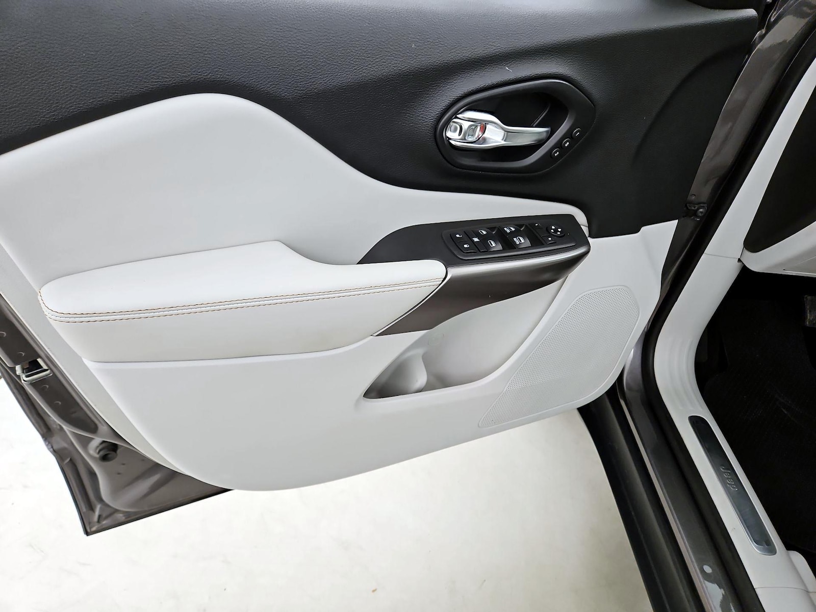 2019 Jeep Cherokee Limited - Photo 13
