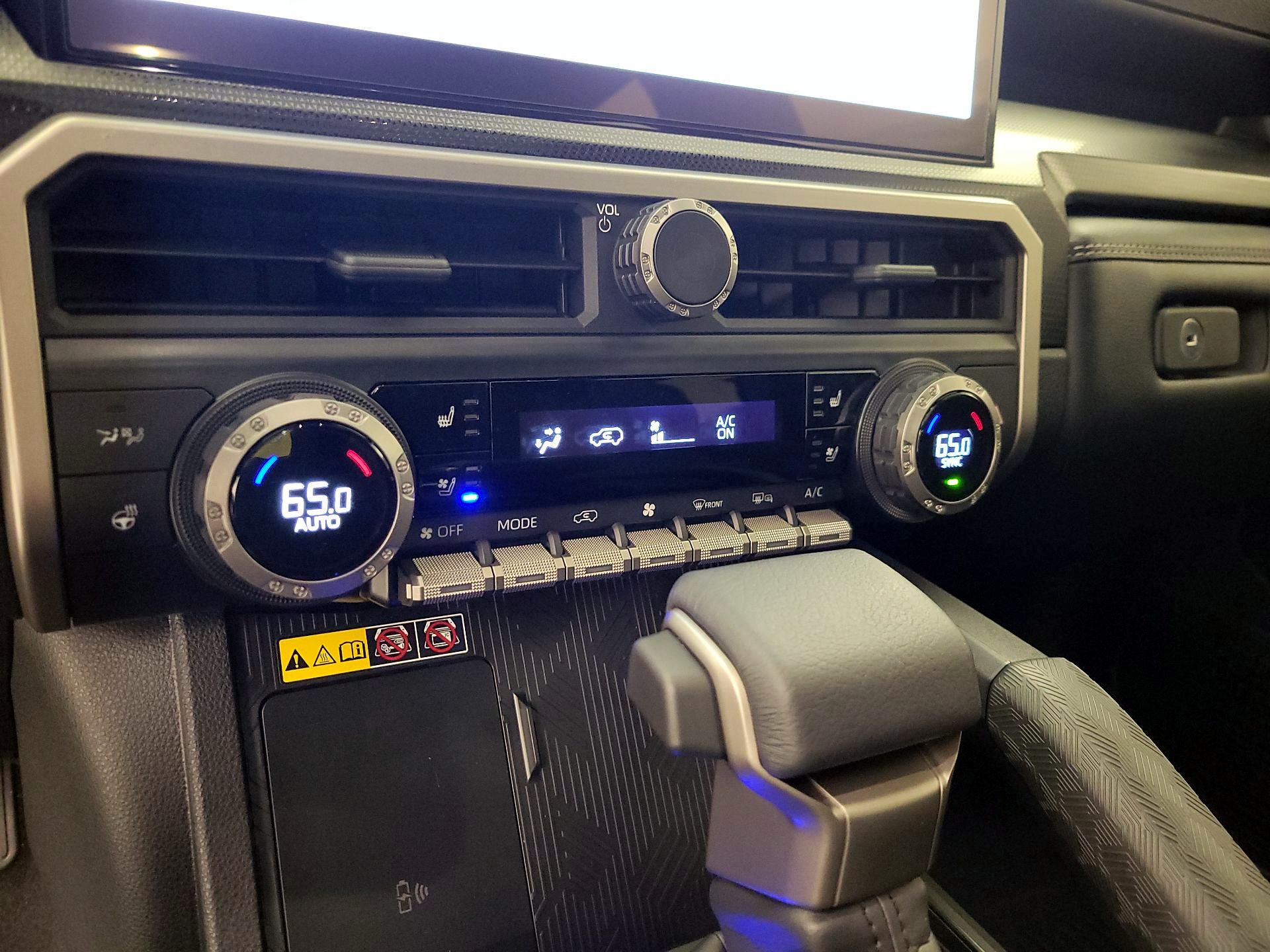 Thumbnail: 2025 Toyota 4Runner - 17