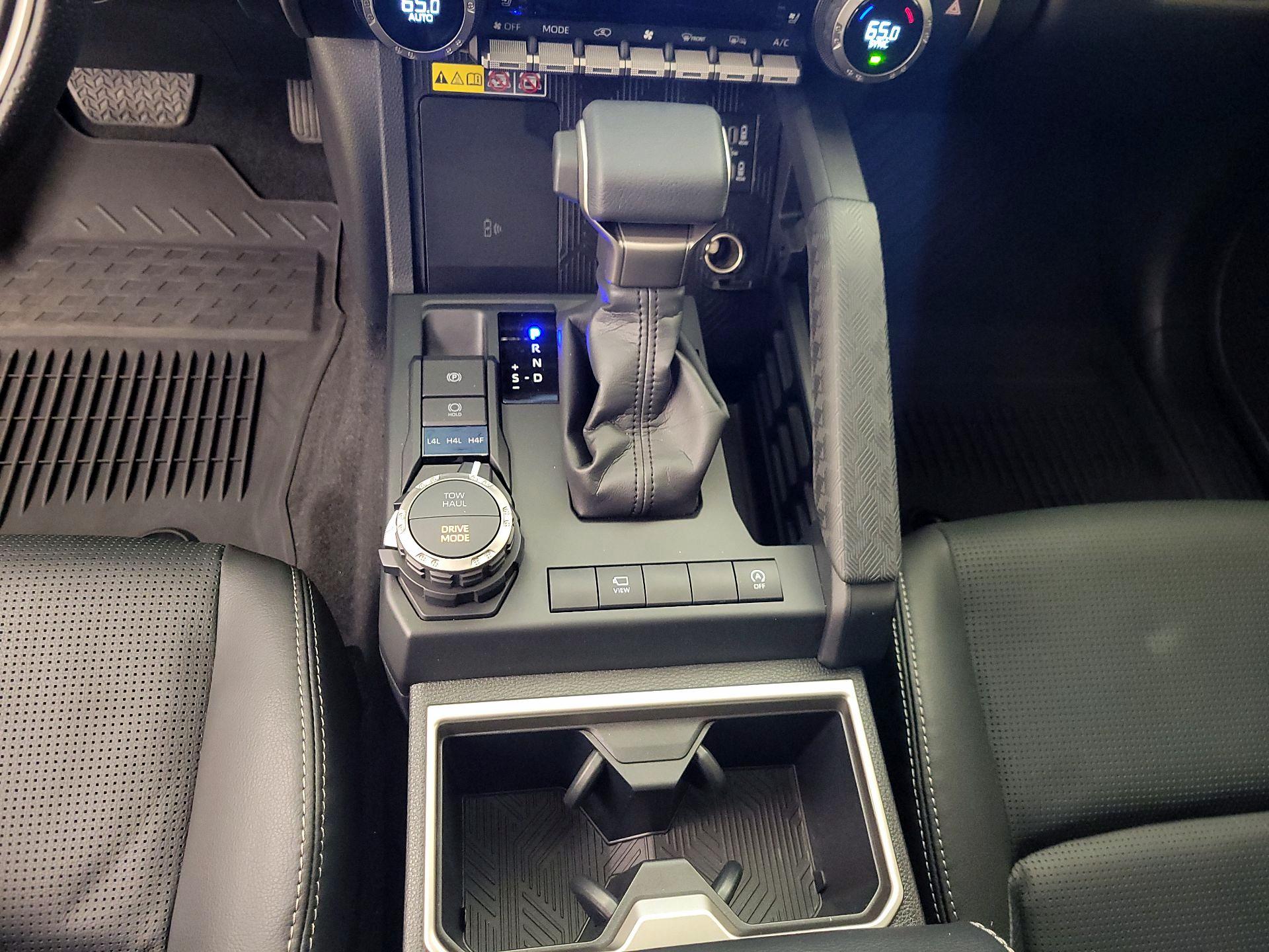 Thumbnail: 2025 Toyota 4Runner - 18