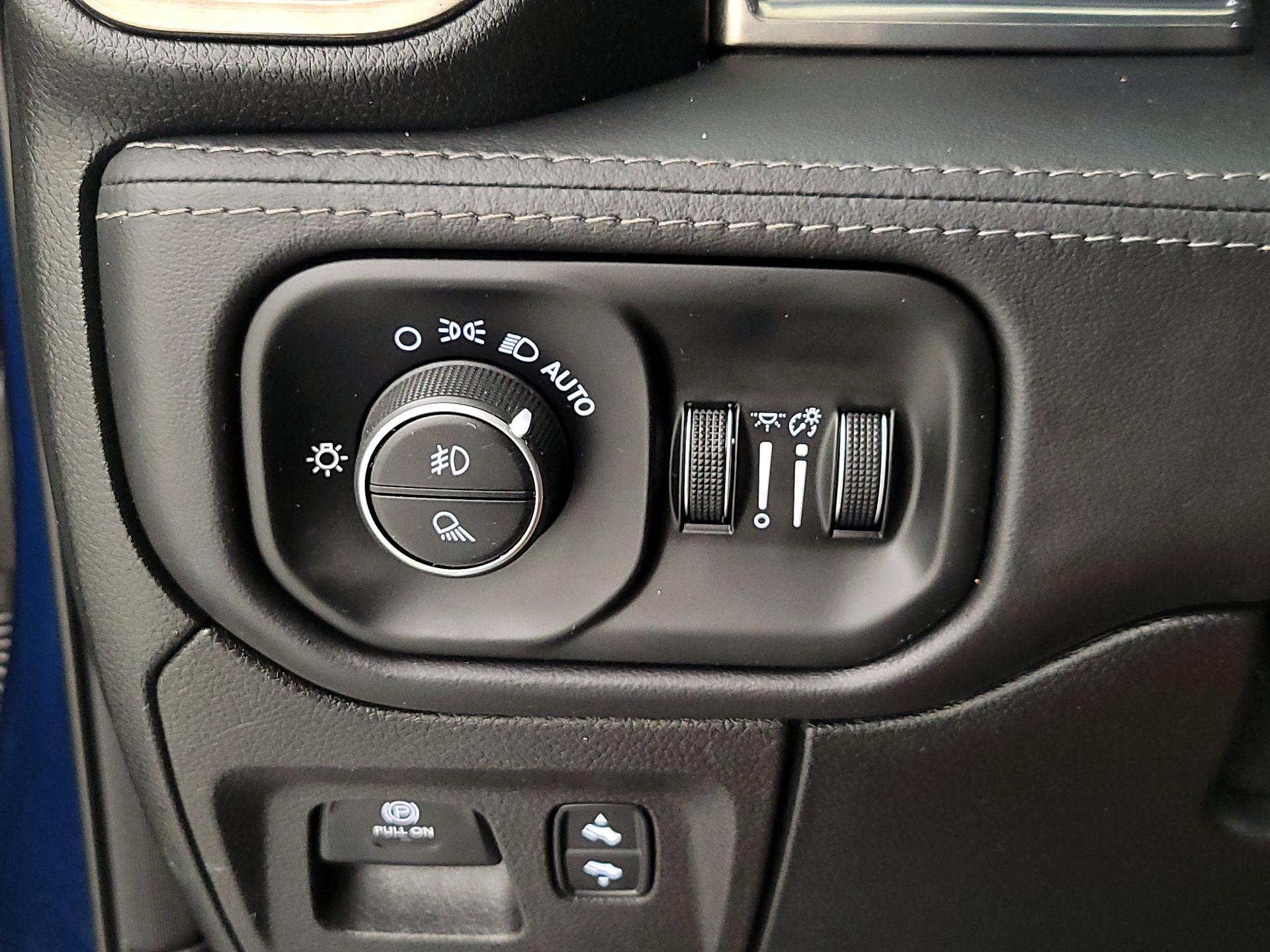 Thumbnail: 2021 RAM 1500 - 13