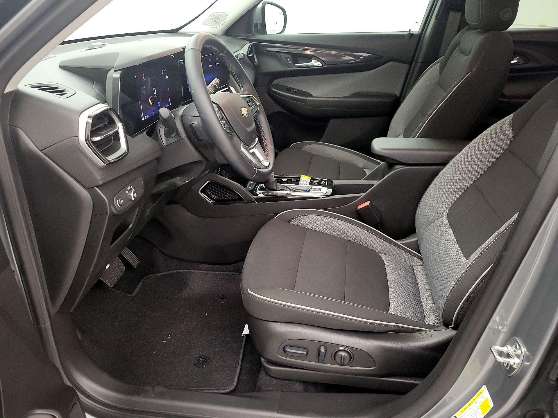 Thumbnail: 2024 Chevrolet TrailBlazer - 11