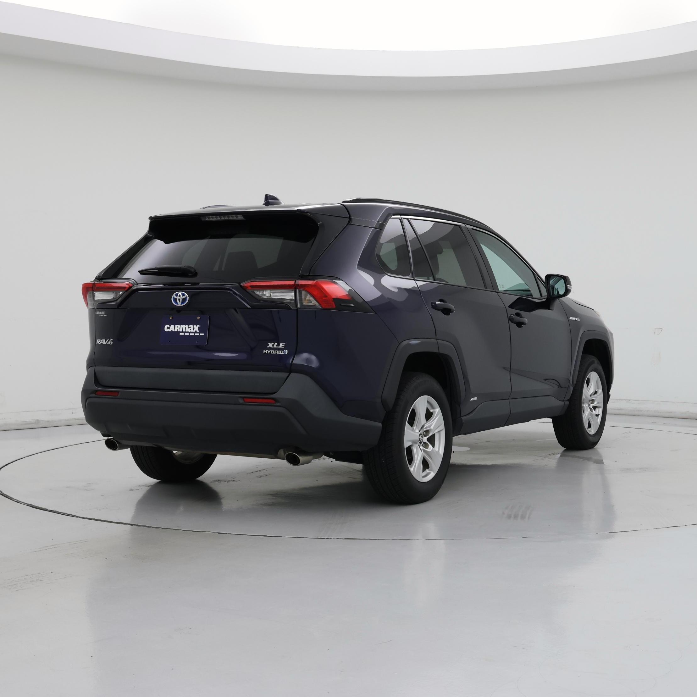Thumbnail: 2021 Toyota RAV4 - 8
