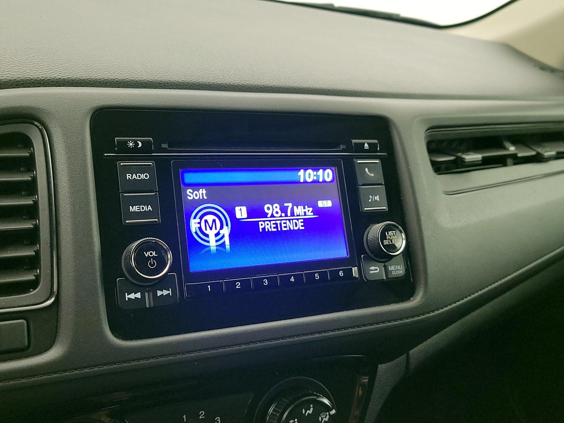 Thumbnail: 2019 Honda HR-V - 15