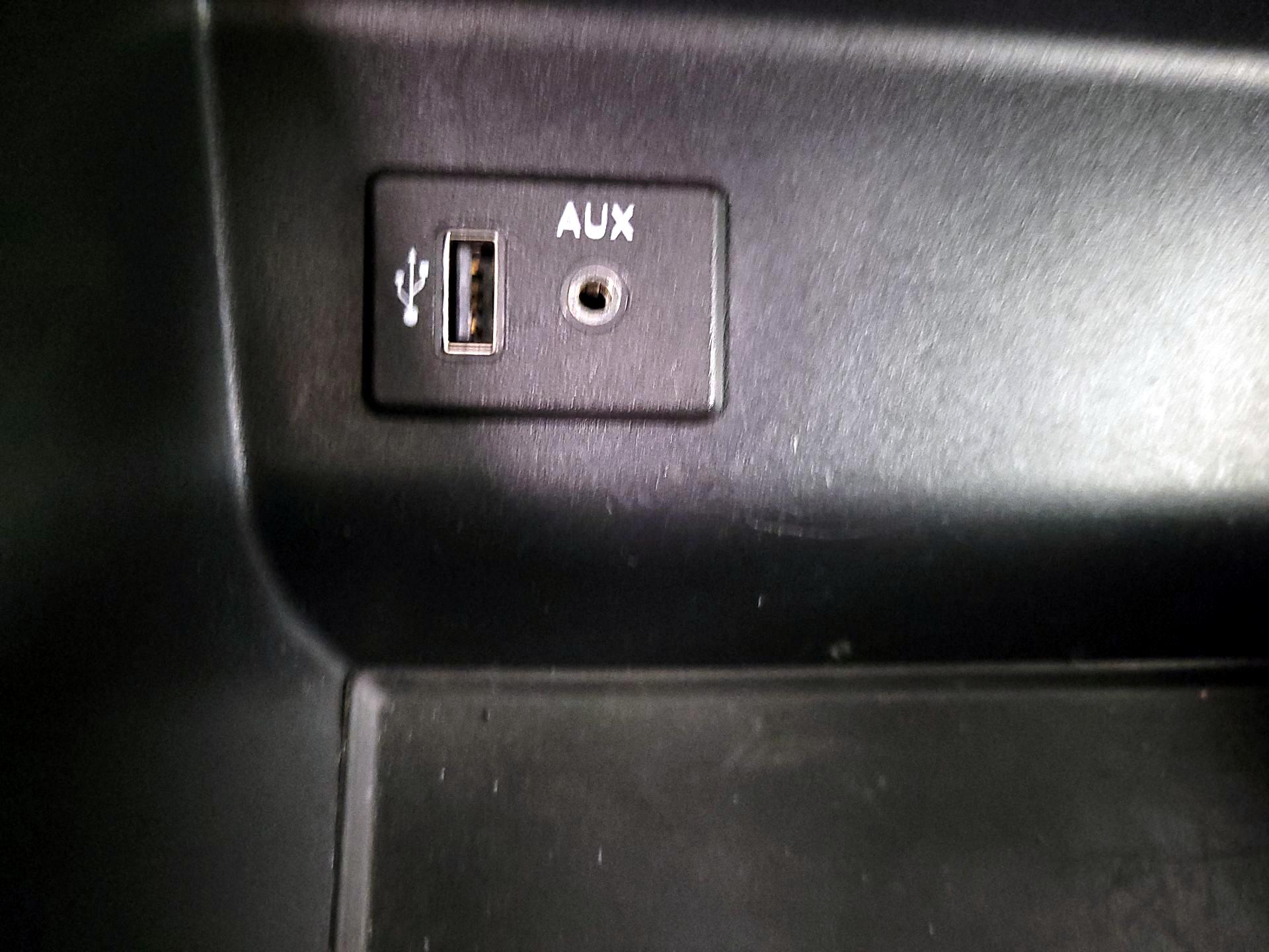 Thumbnail: 2017 Nissan Altima - 19