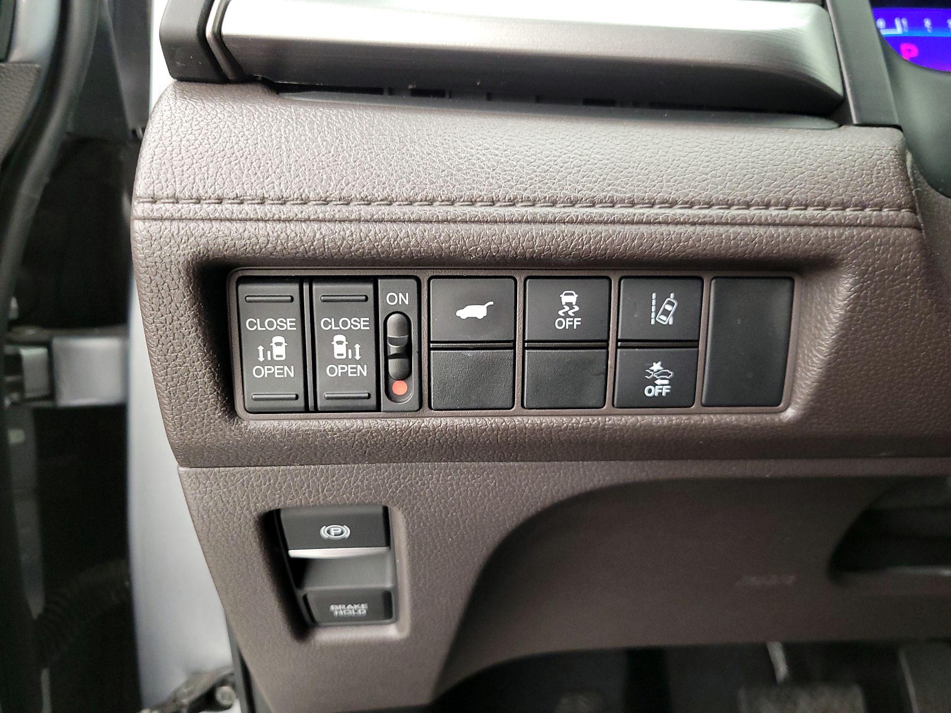 Thumbnail: 2020 Honda Odyssey - 13