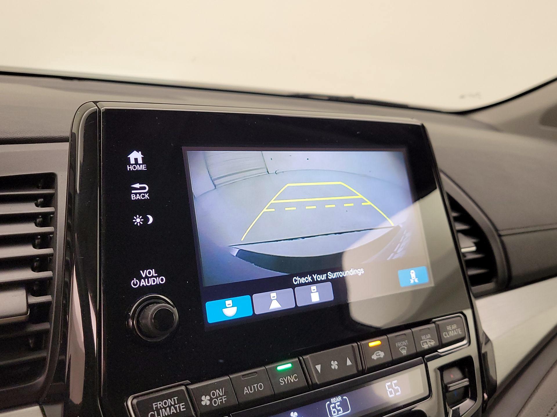 Thumbnail: 2020 Honda Odyssey - 14