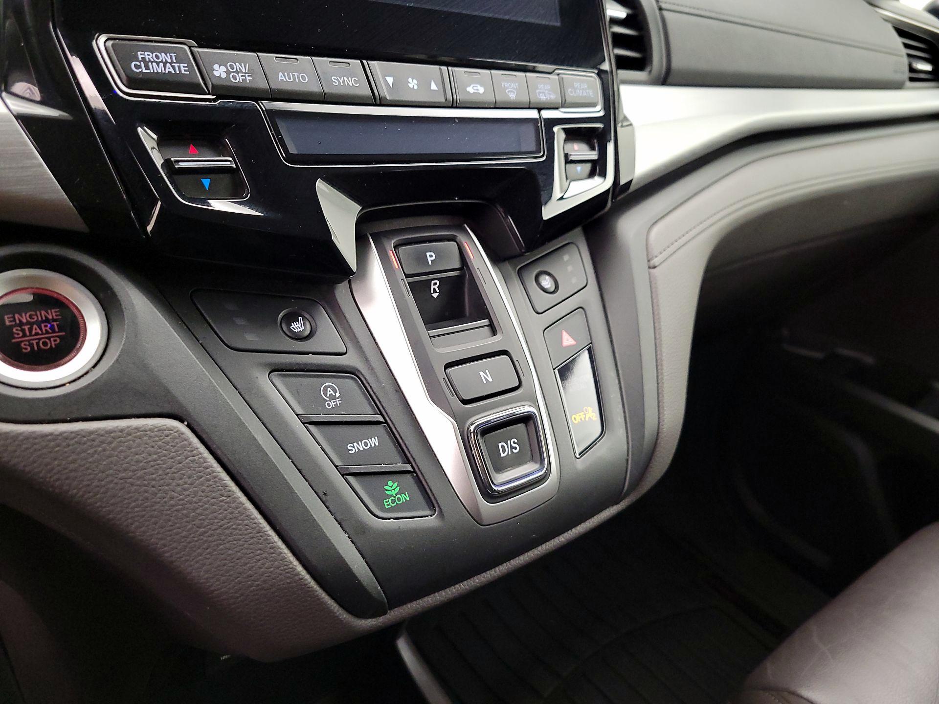 Thumbnail: 2020 Honda Odyssey - 17