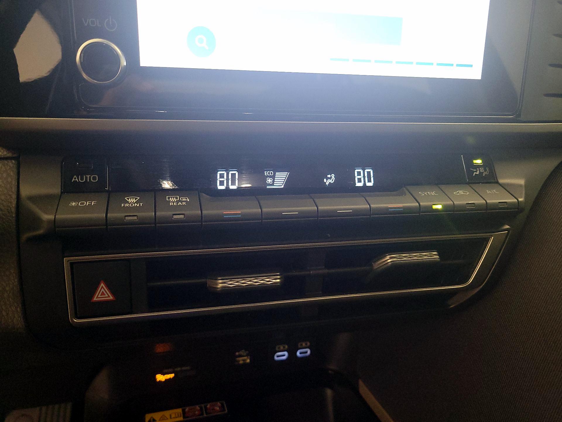 Thumbnail: 2025 Toyota Camry - 16