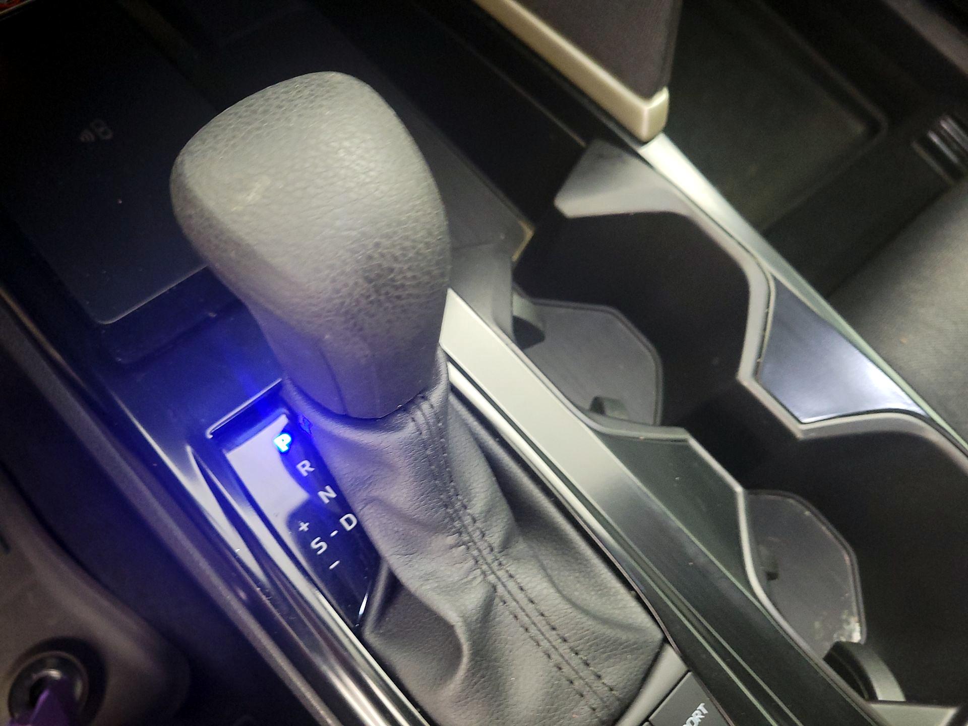 Thumbnail: 2025 Toyota Camry - 17