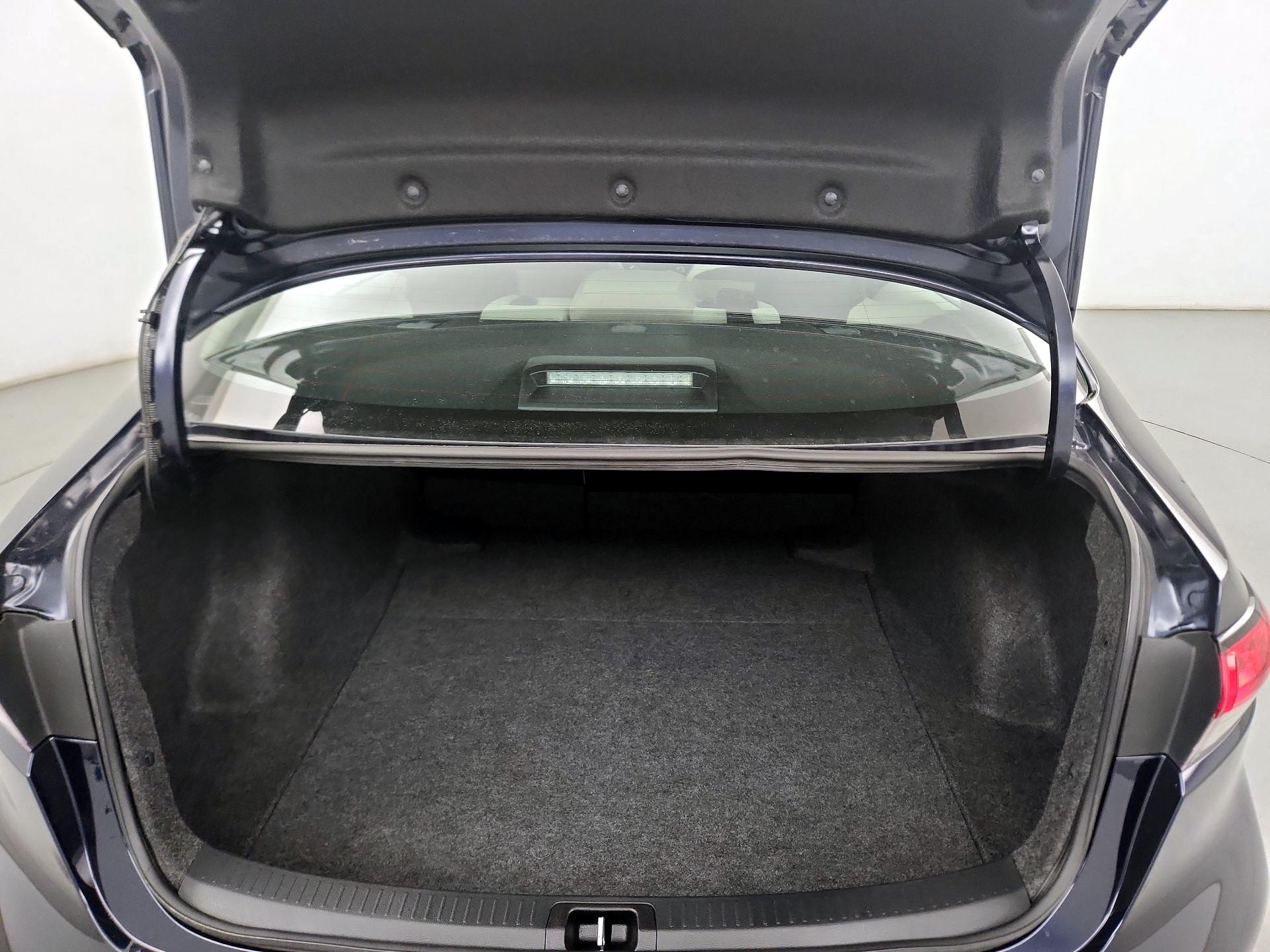 Thumbnail: 2025 Toyota Corolla - 20