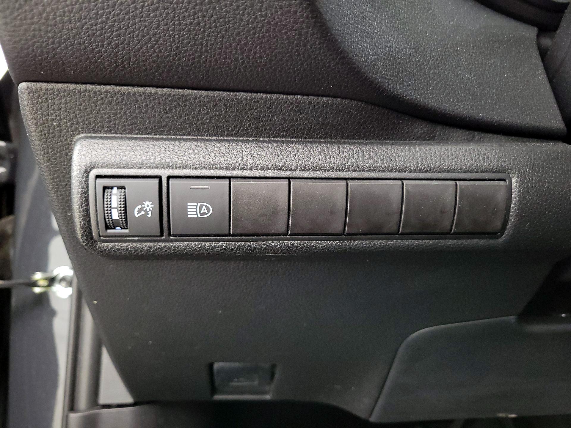 Thumbnail: 2024 Toyota Corolla - 13