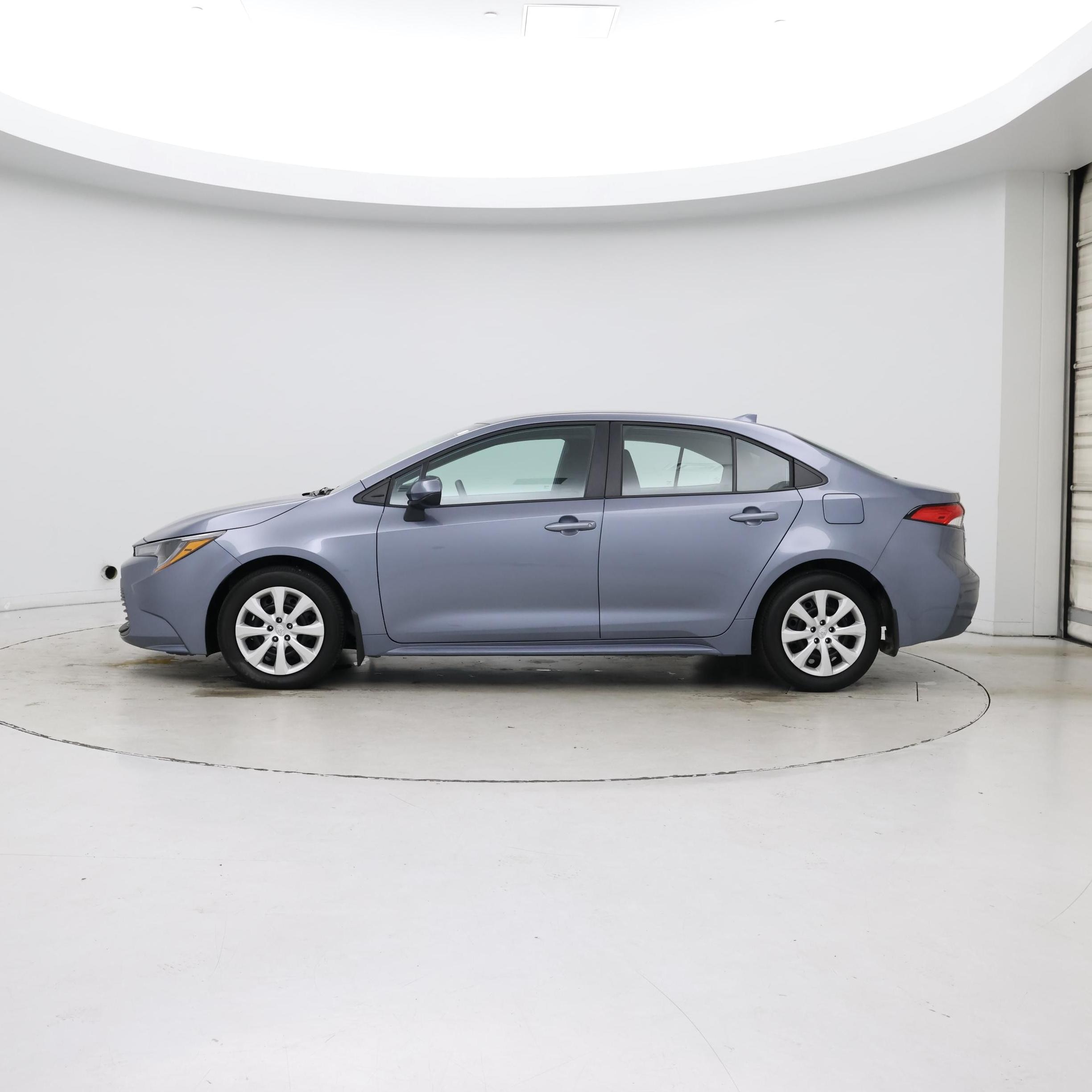 Thumbnail: 2025 Toyota Corolla - 3